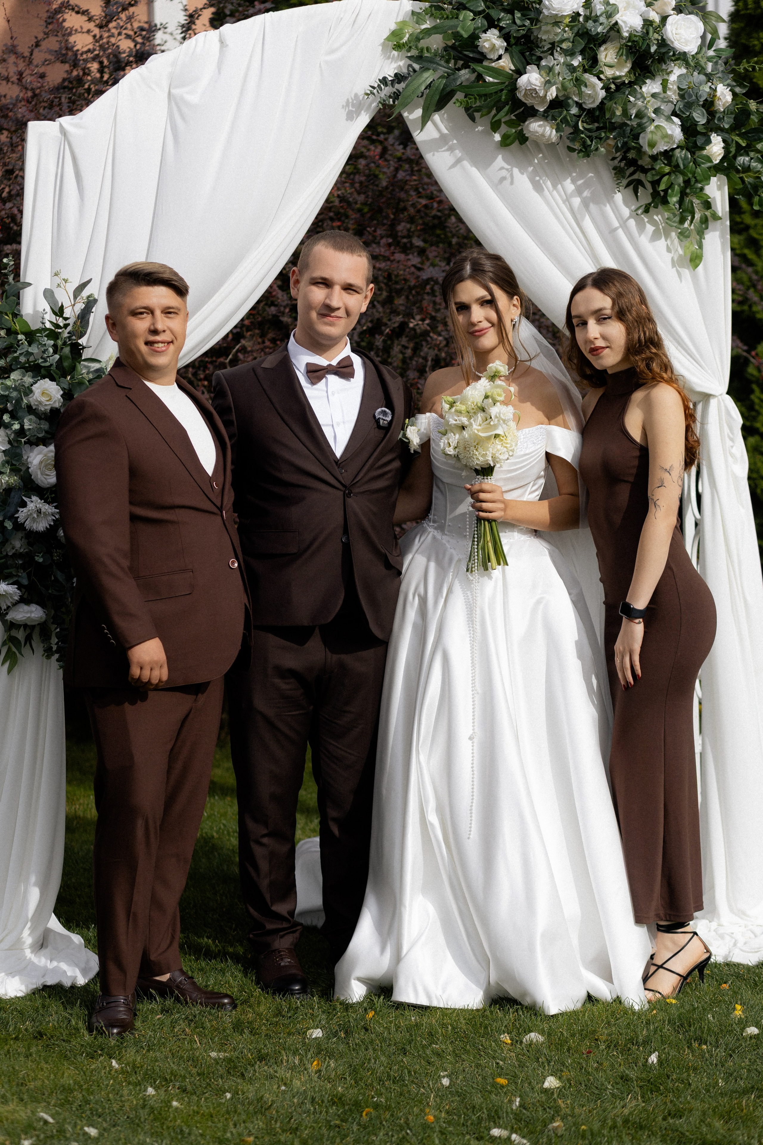 Свадебная фотосессия Анастасии и Игоря в Усадьбе Легенда. Свадебный фотограф в Минске/Беларуси Сергей Спиридонов