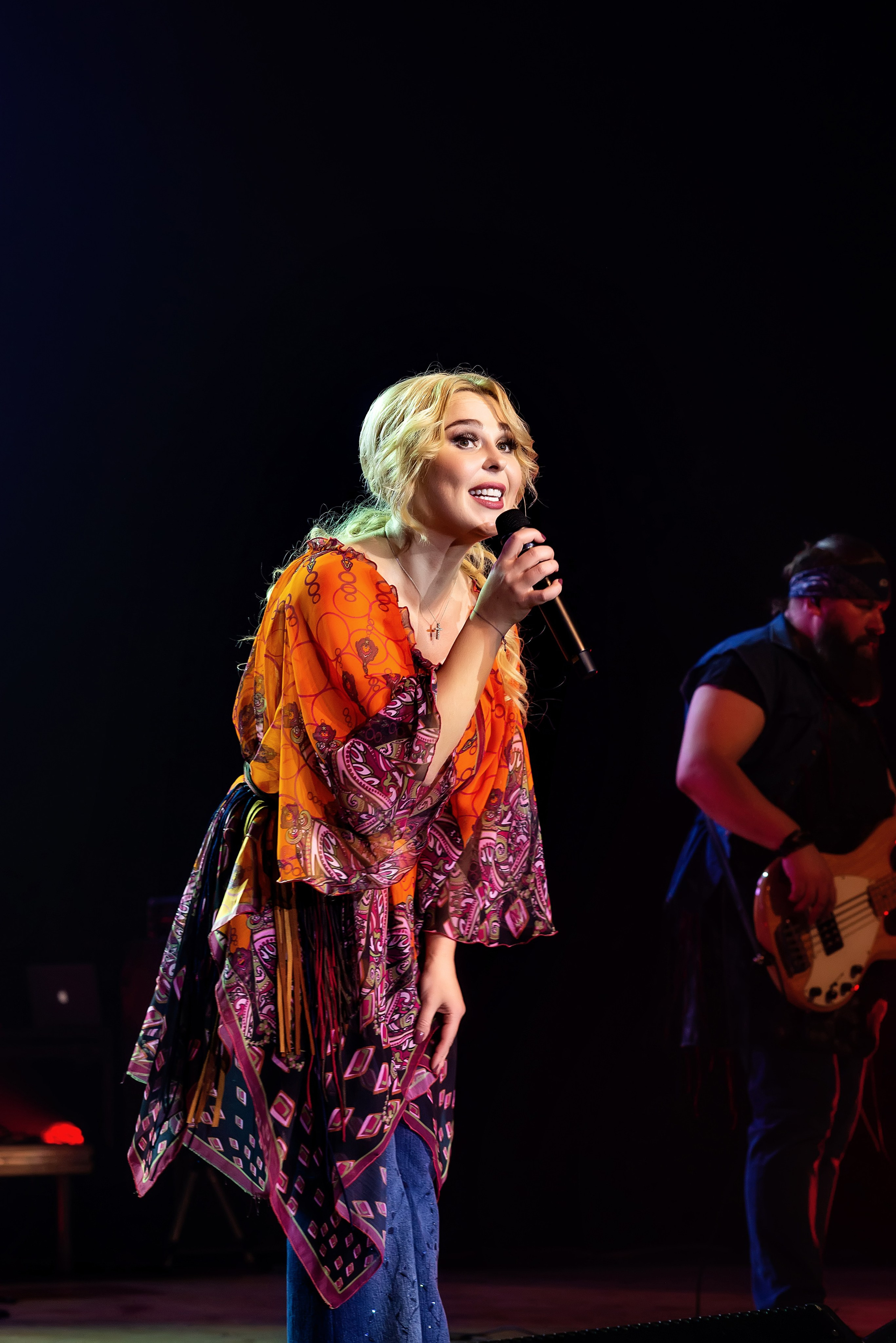 Концерт Пелагеи. Школьный, фэшн фотограф в Тюмени и в России Ирина Королева