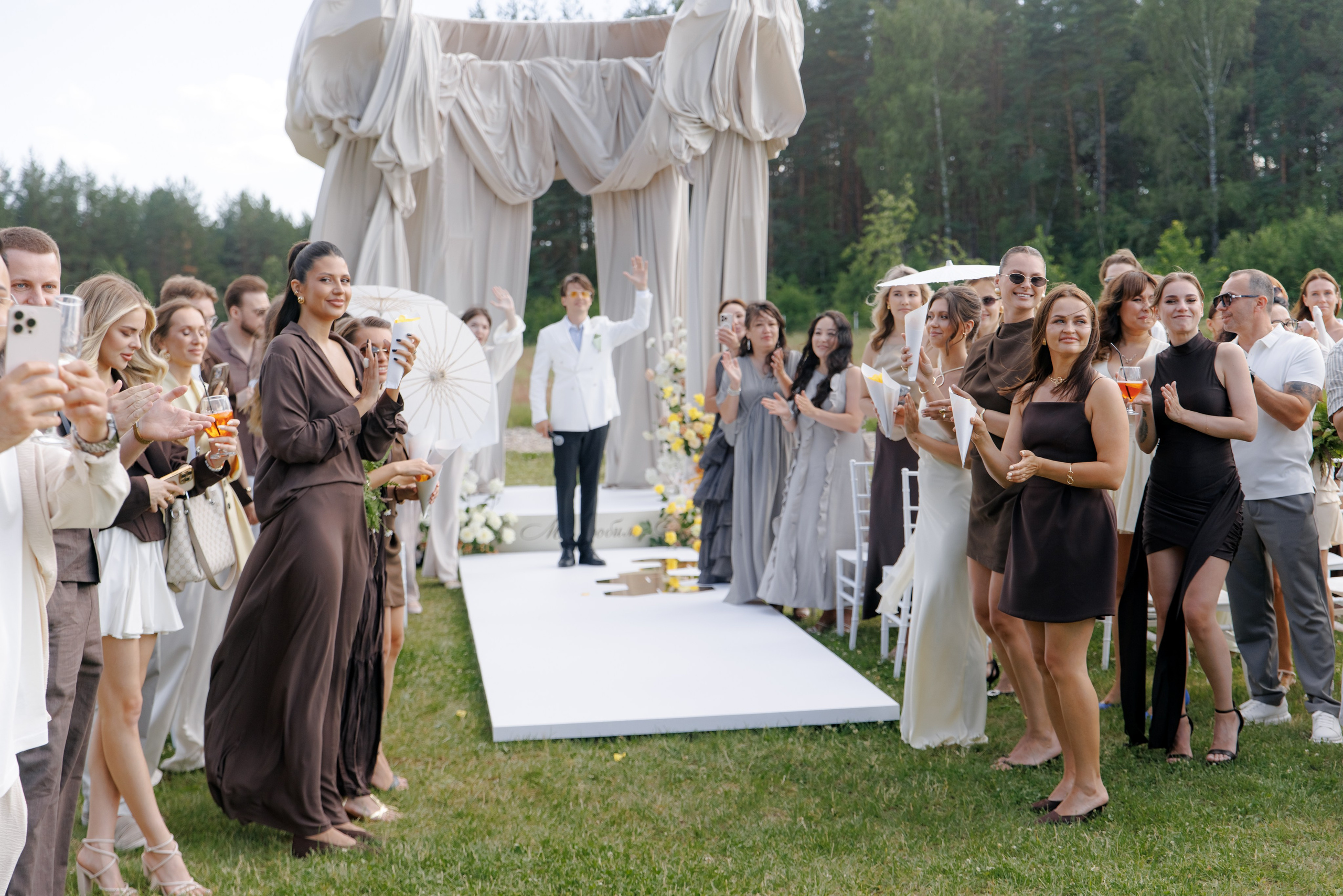 Свадьба в Ярославле — серия парк отель Мазай, фуршет, выездная регистрация, свадьба под открытым небом | Портфолио. Свадебный фотограф в Москве, Ярославле Виталий Квант