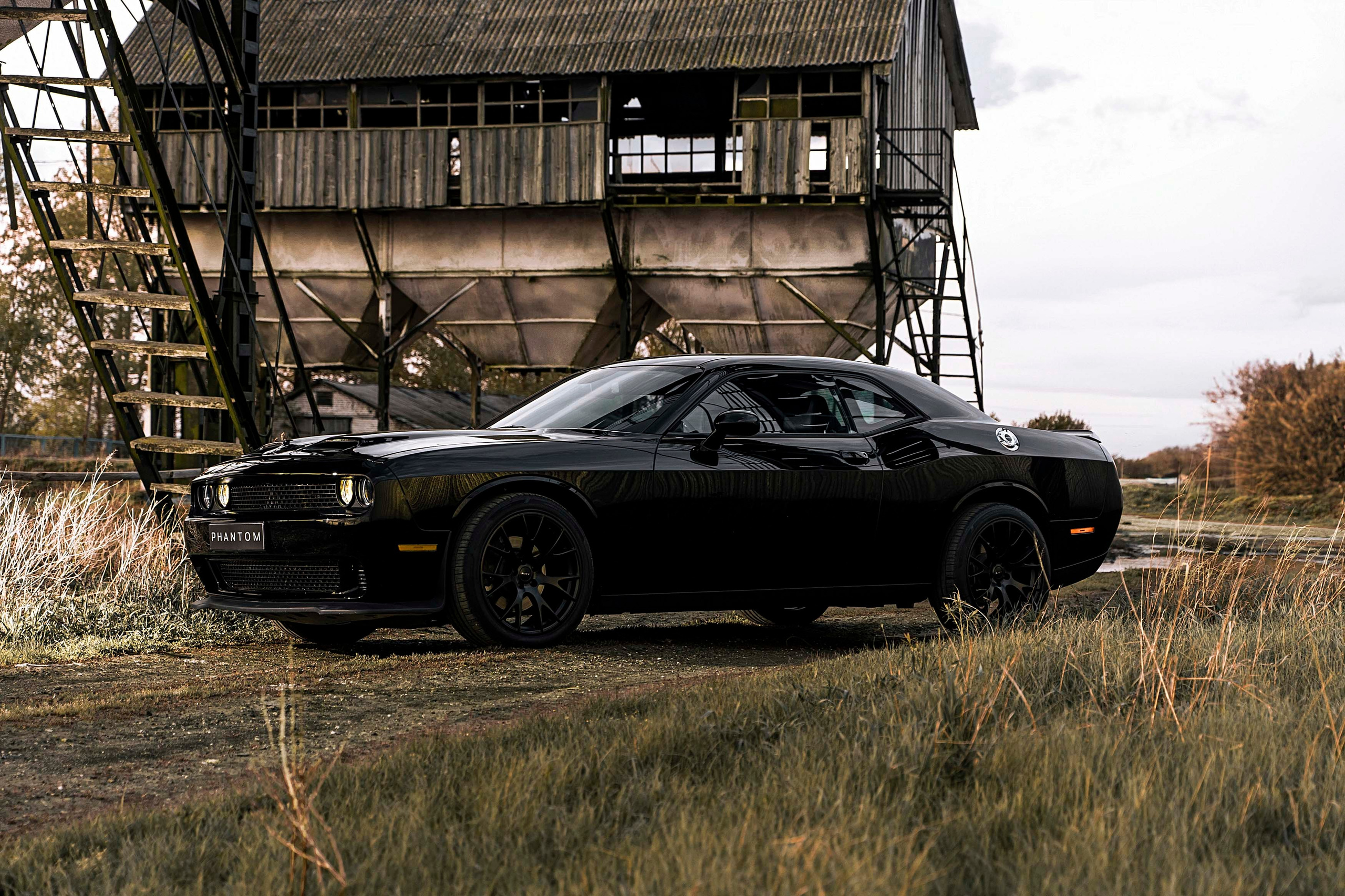 Dodge Challenger. Фотограф Казань