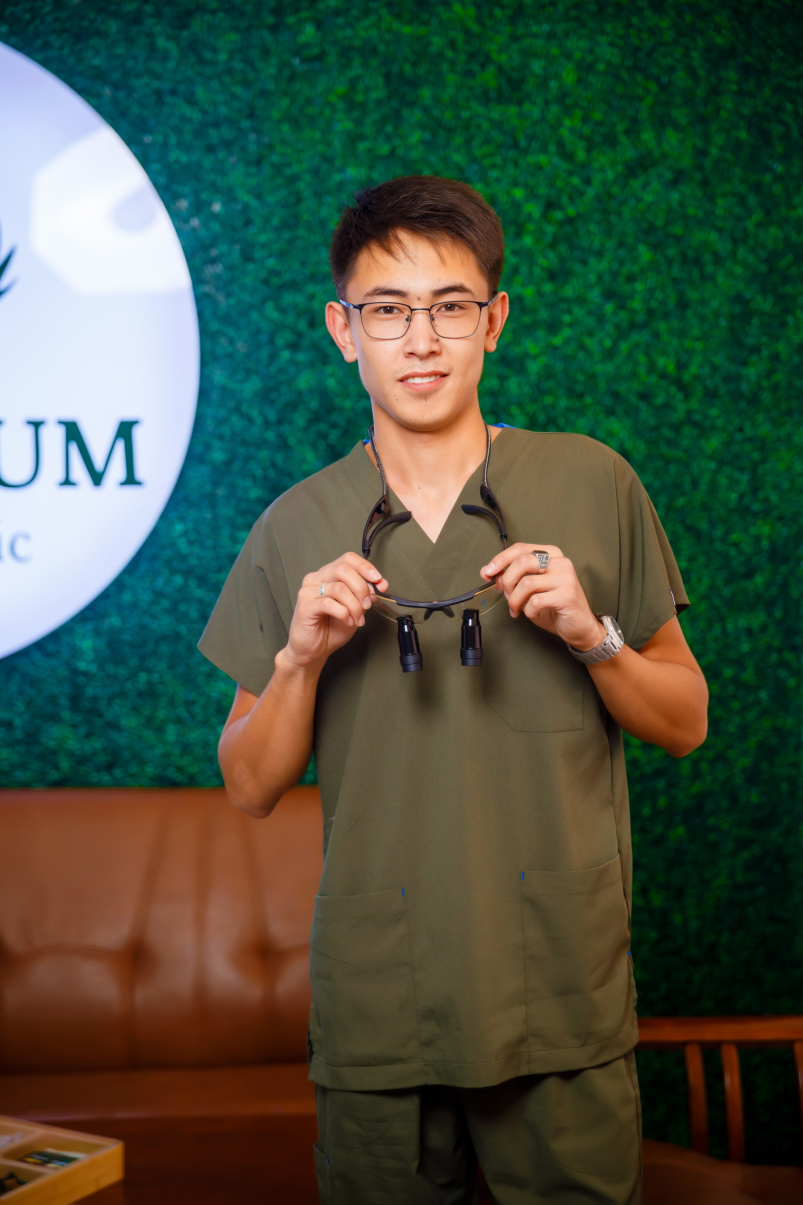 Стамотология. Семейный и Свадебный фотограф в Астане Александр Астапов