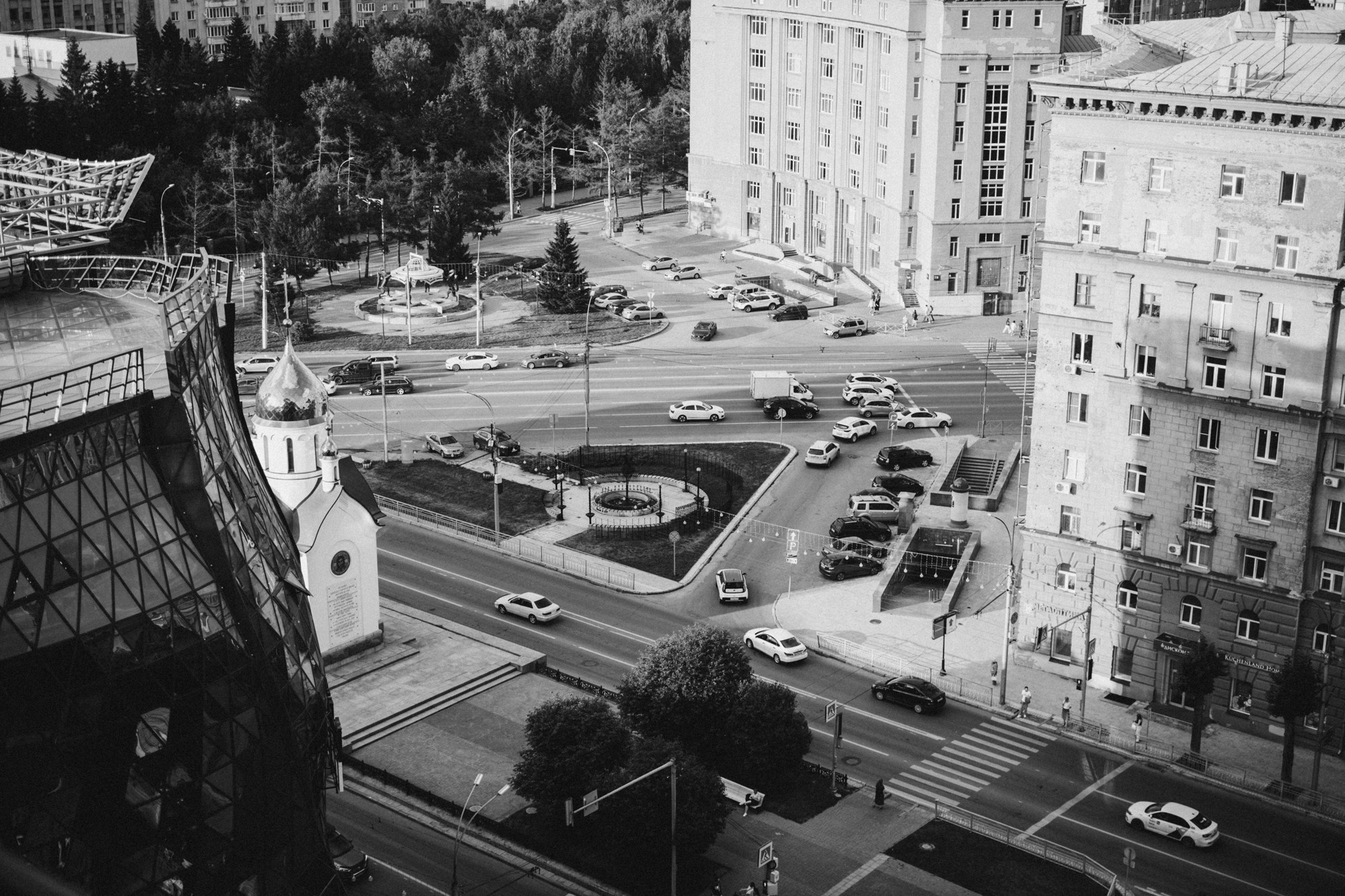 Дегустация вин в ЖК Маяковский. Бизнес фотограф в Новосибирске Александр Рощин