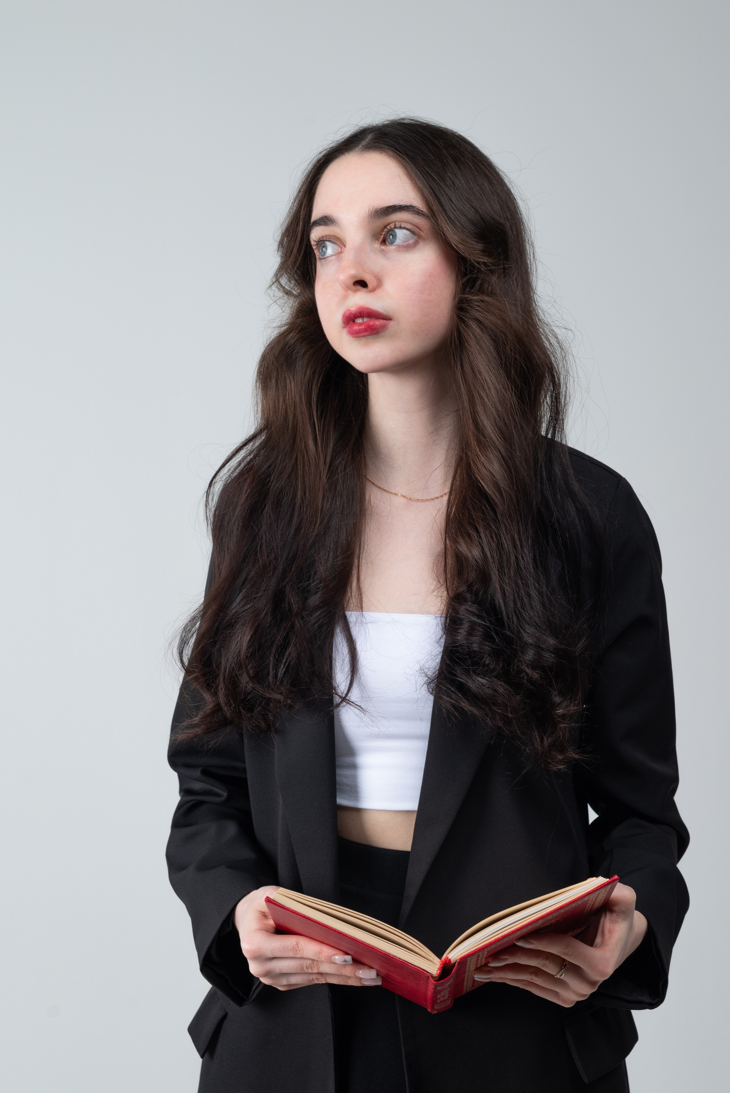 Выпускные альбомы для старшеклассников. Фотовидео.рус