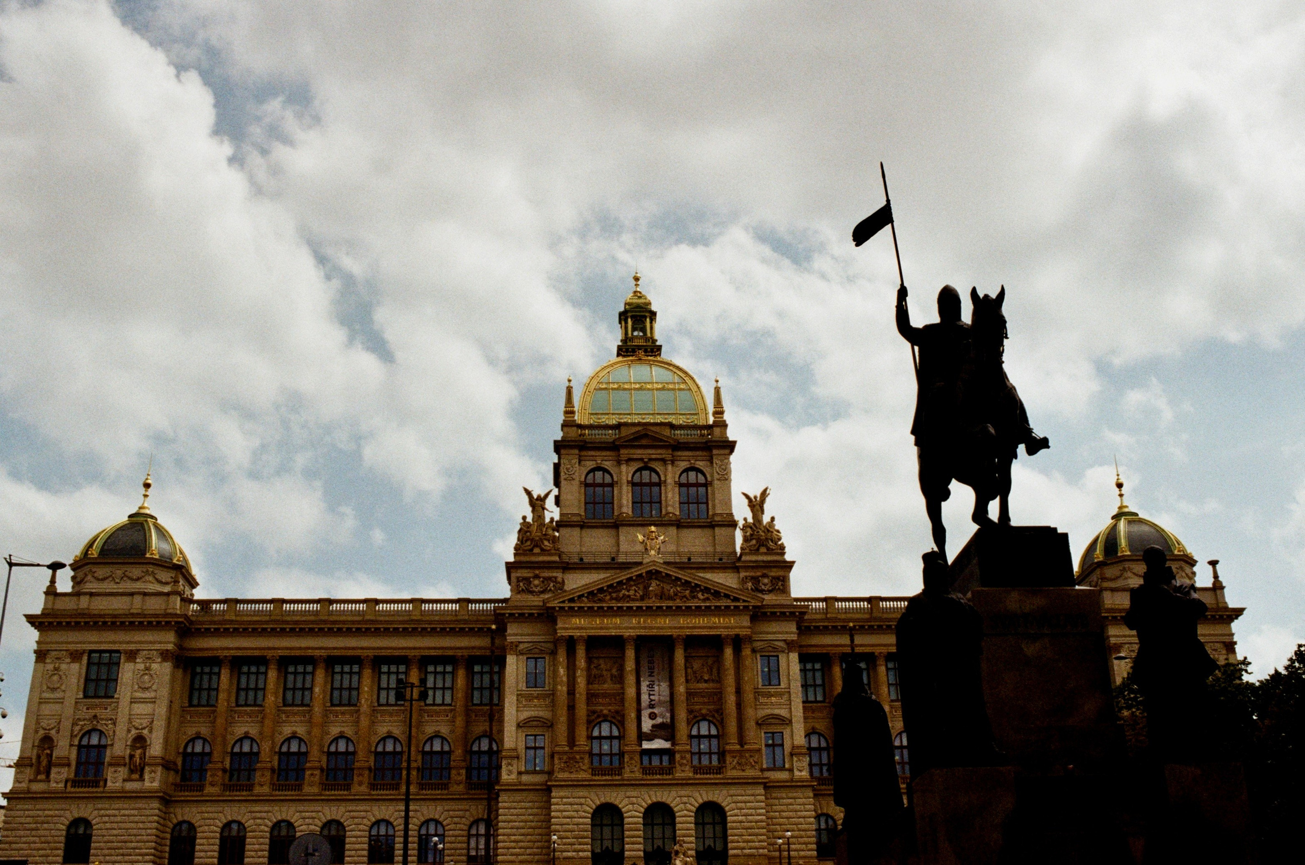 Film. Ruslan UI Dev Page