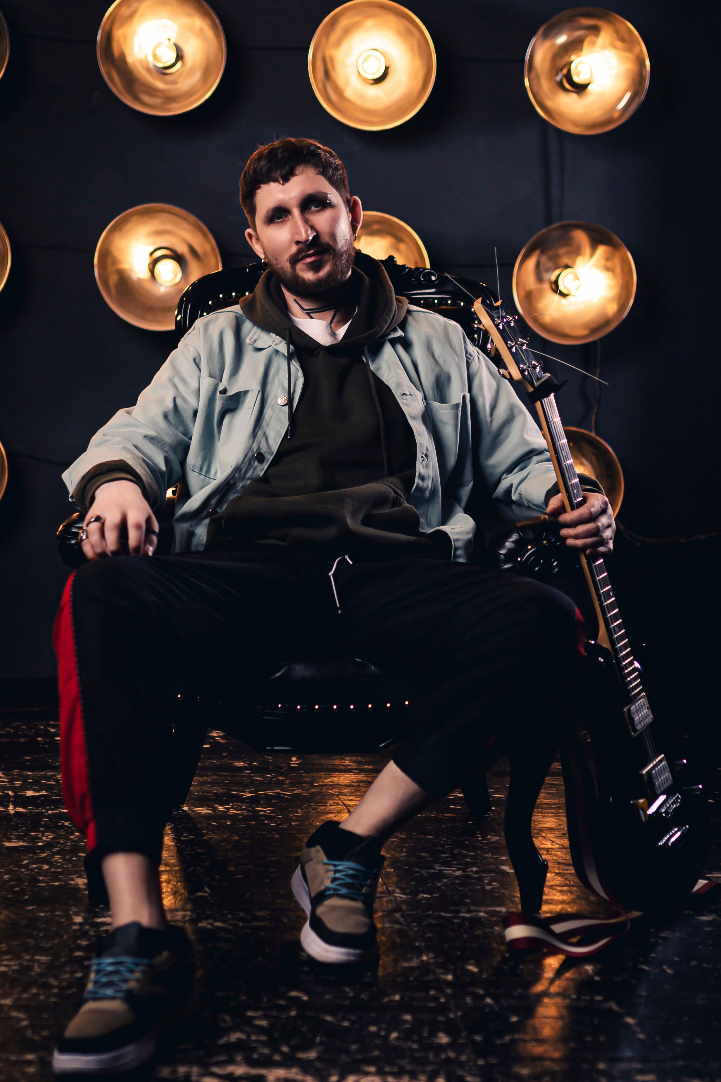 мужской портрет в фотостудии 