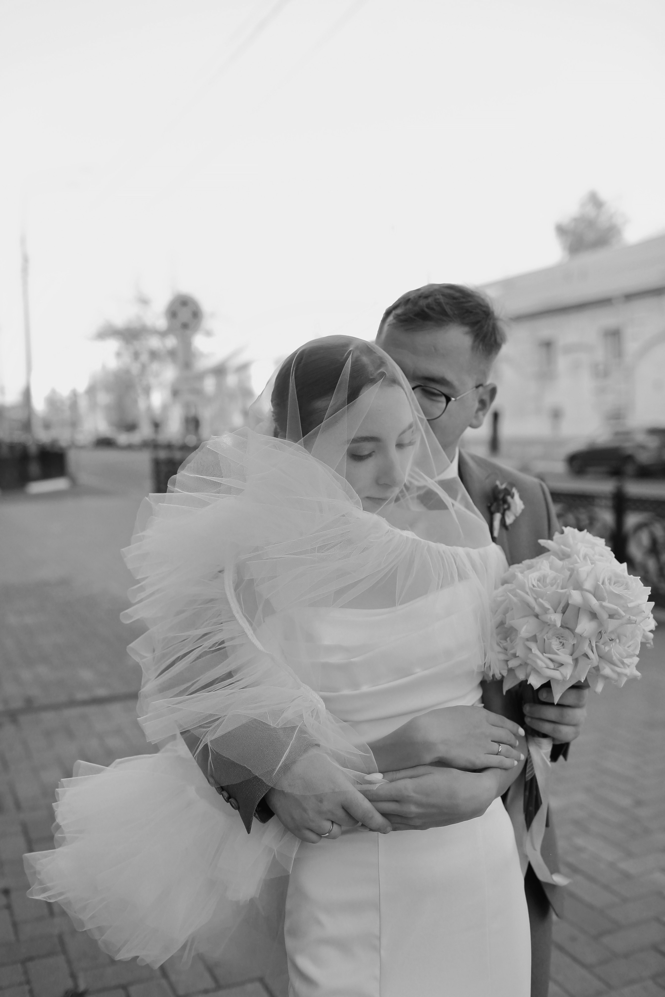 Свадебная осенняя фотосессия Ивана и Лидии в городе. Свадебный и репортажный фотограф в Ярославле и Санкт-Петербурге Роман Микрюков