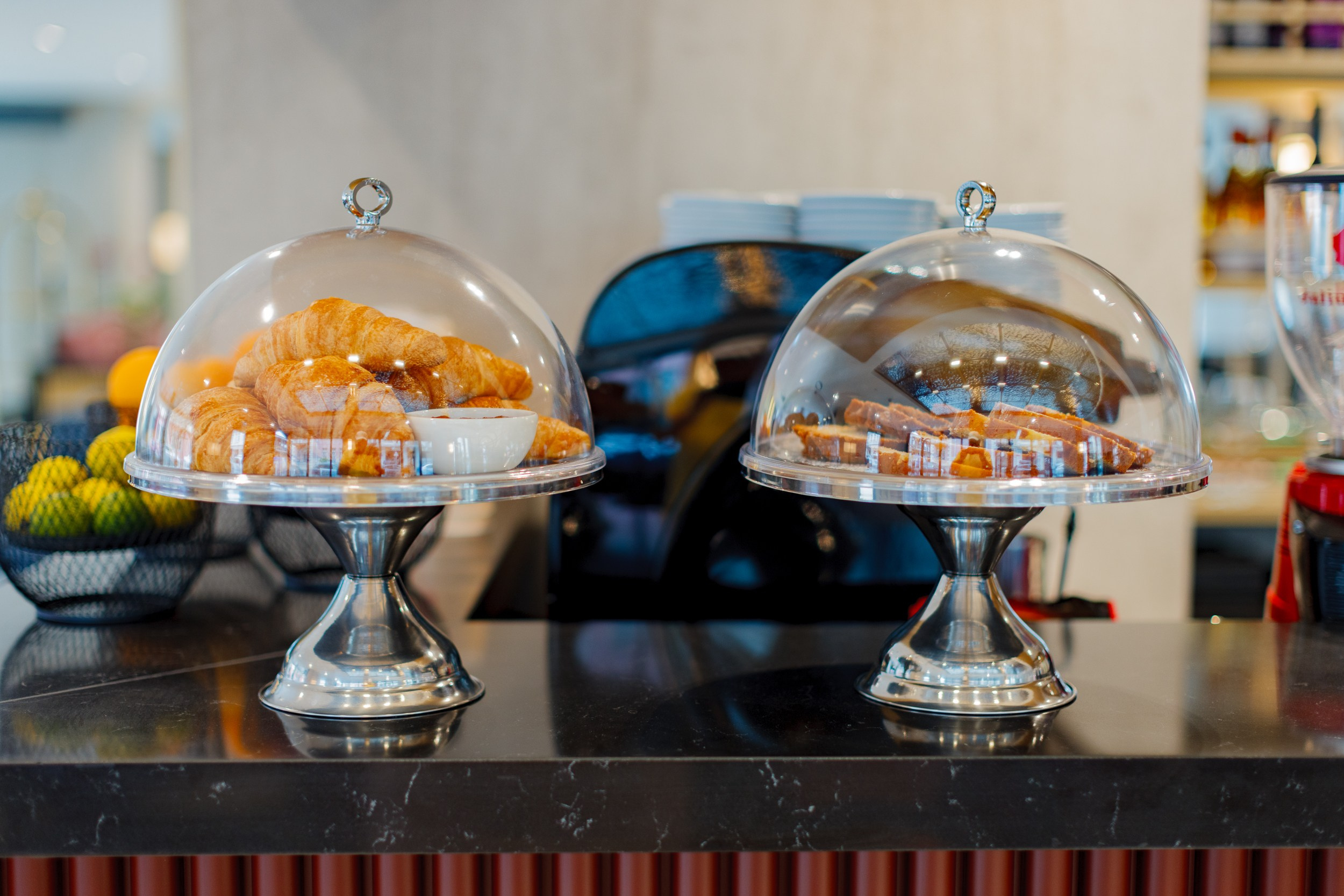 HOTEL PIAZZA EPIGRAPH (BATUMI). Режиссёр, клипмейкер, фотограф — Андрей Охота