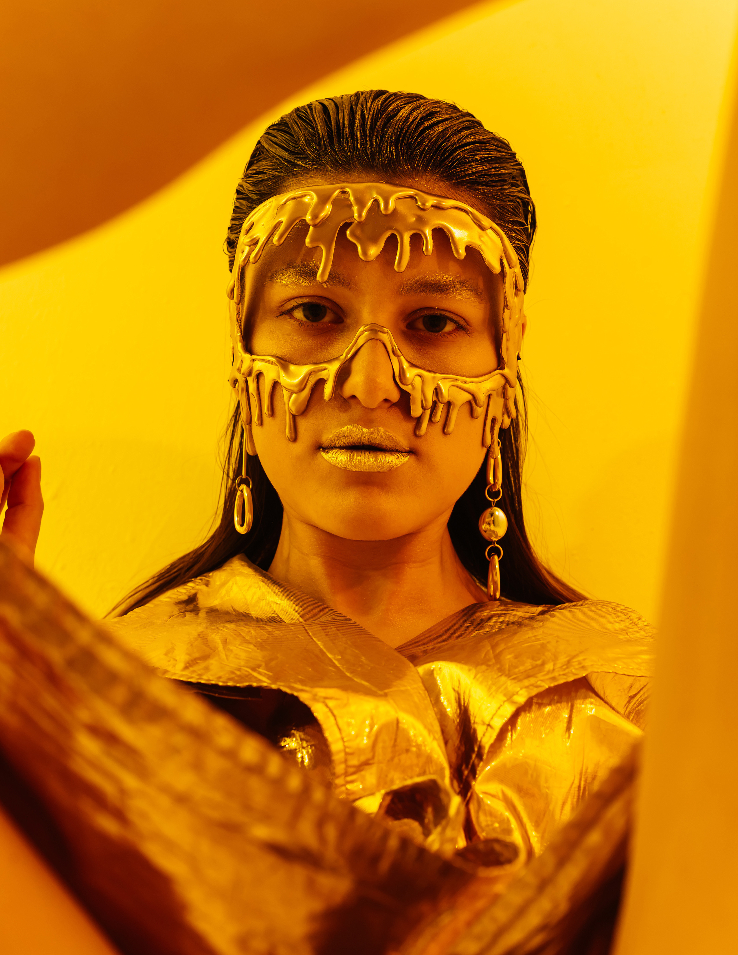 She was made of Gold. Главная