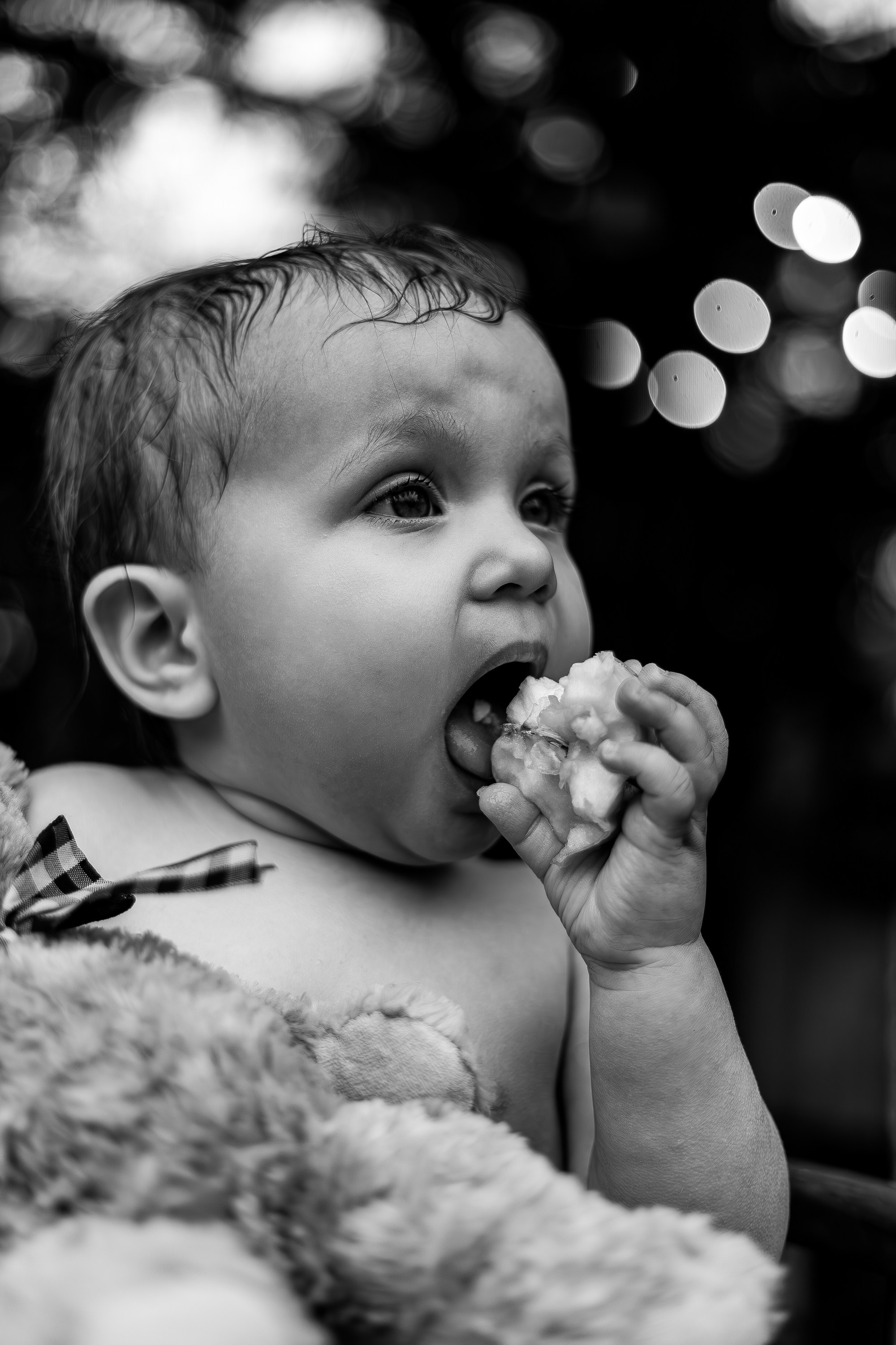 детская фотосессия в ванночке девочка и мальчик, ванна с молоком, ванна с уточками, ванна с цитрусами, ванна с ромашками