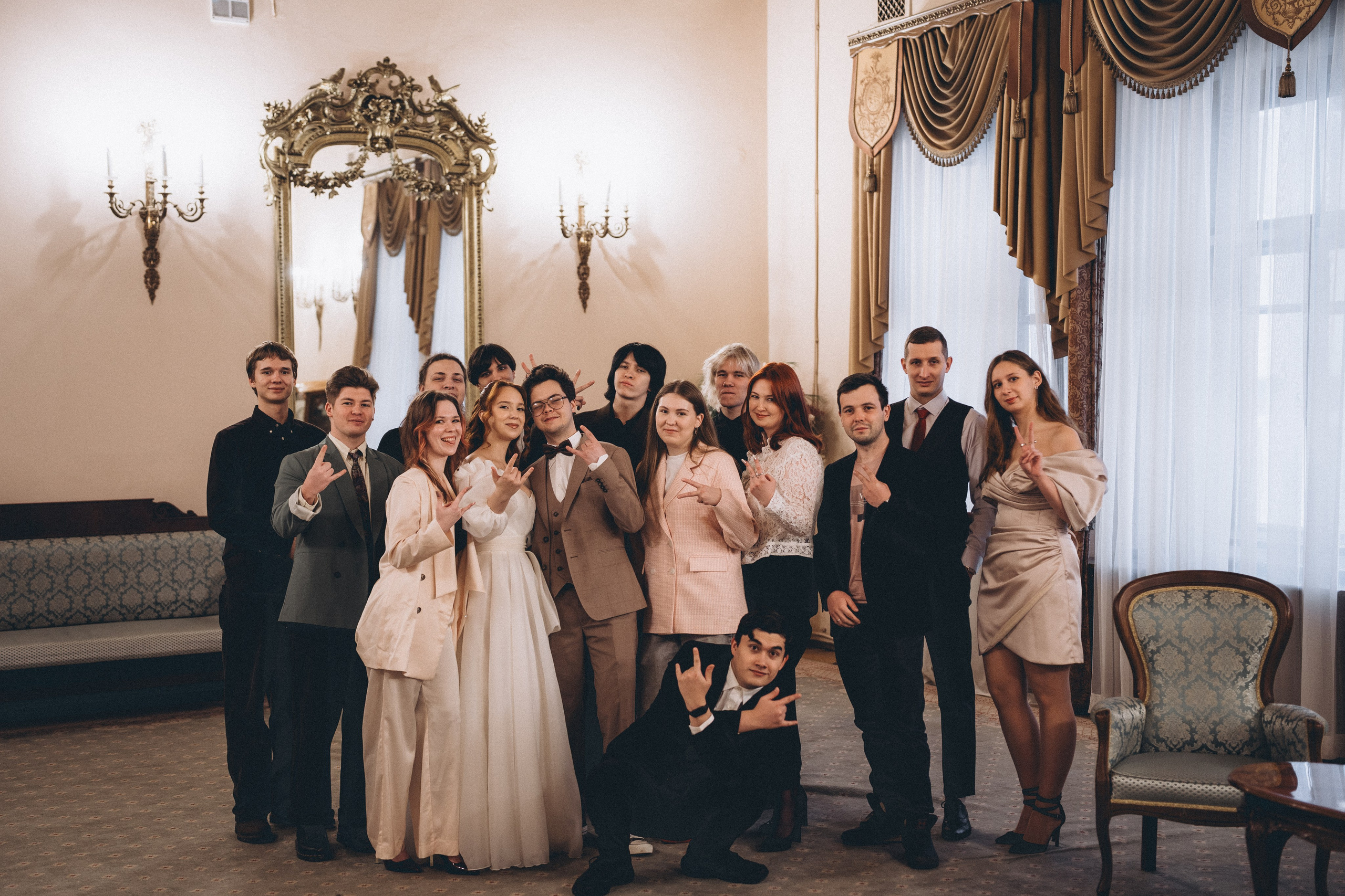 СВАДЕБНАЯ СЬЕМКА ВО ВТОРОМ ДВОРЦЕ С ГОСТЯМИ И ПРОГУЛКА В ТАВРИЧЕСКОМ САДУ. Профессиональный фотограф, Санкт-Петербург — Виктория Богомолова