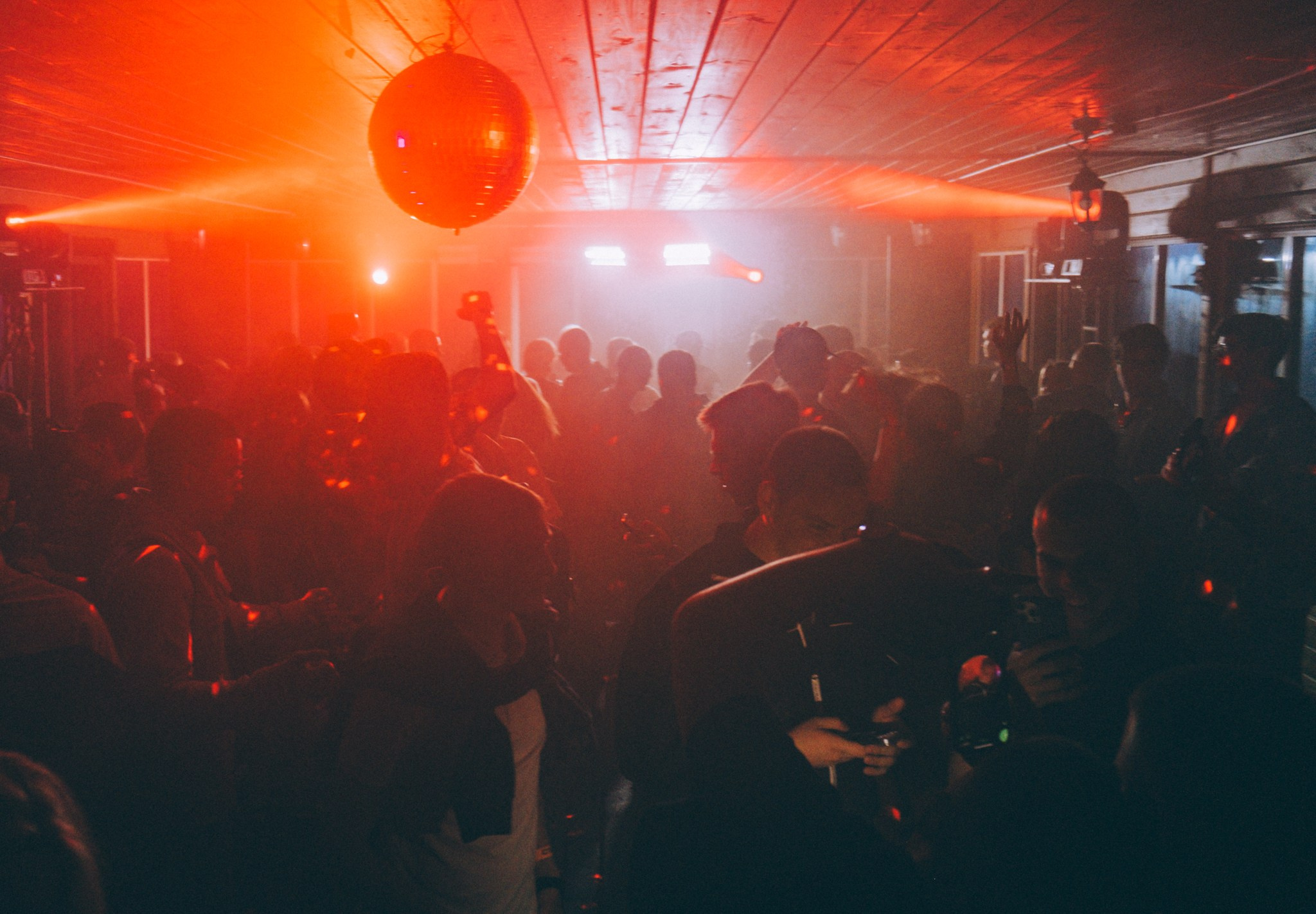 Портфолио фотографа в Екатеринбурге — примеры работ. Портретный и репортажный фотограф в Екатеринбурге Толя Настоящев