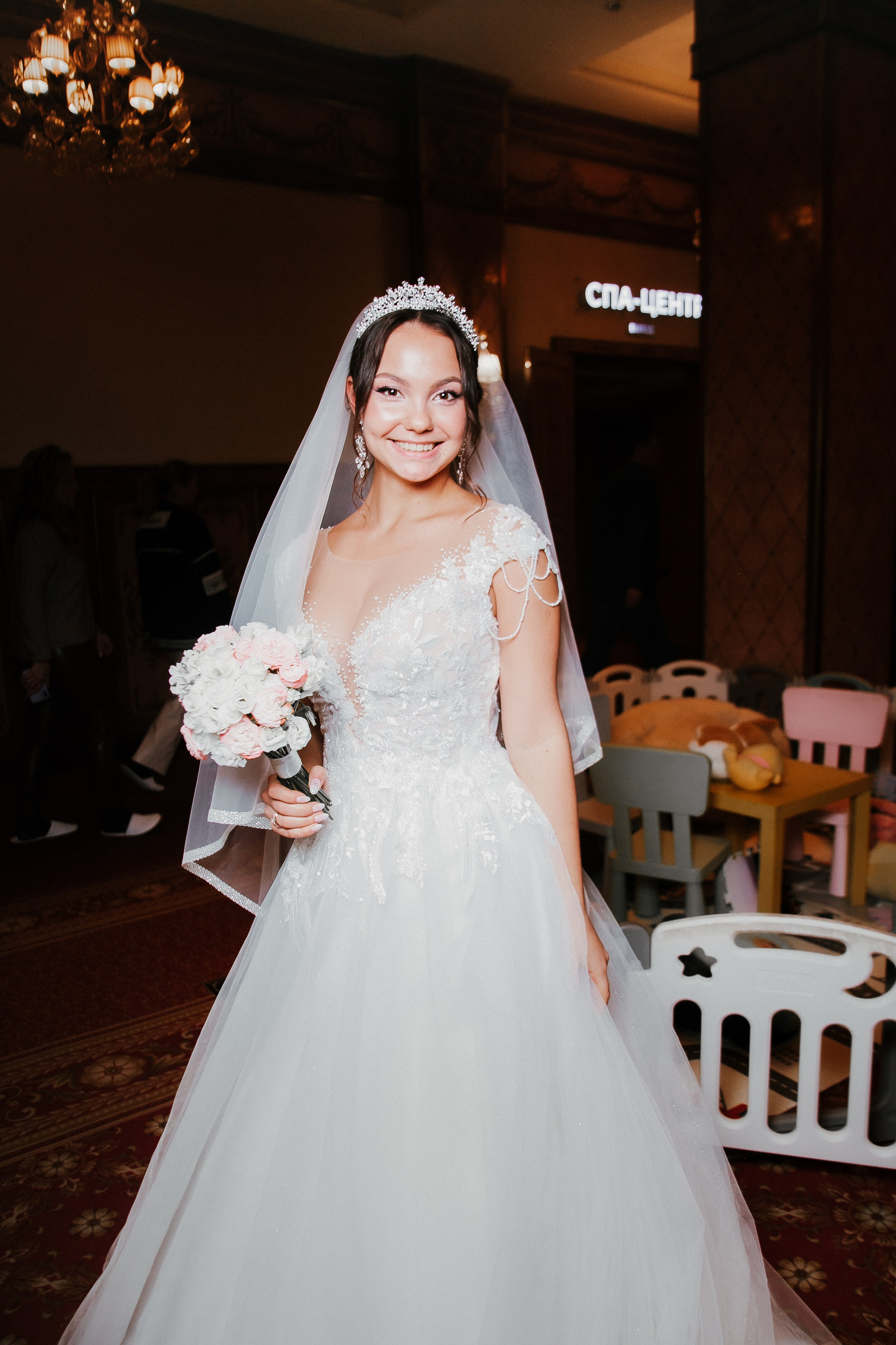 Съемка выездной регистрации в отеле. Свадебный и репортажный фотограф в Ярославле и Санкт-Петербурге Роман Микрюков