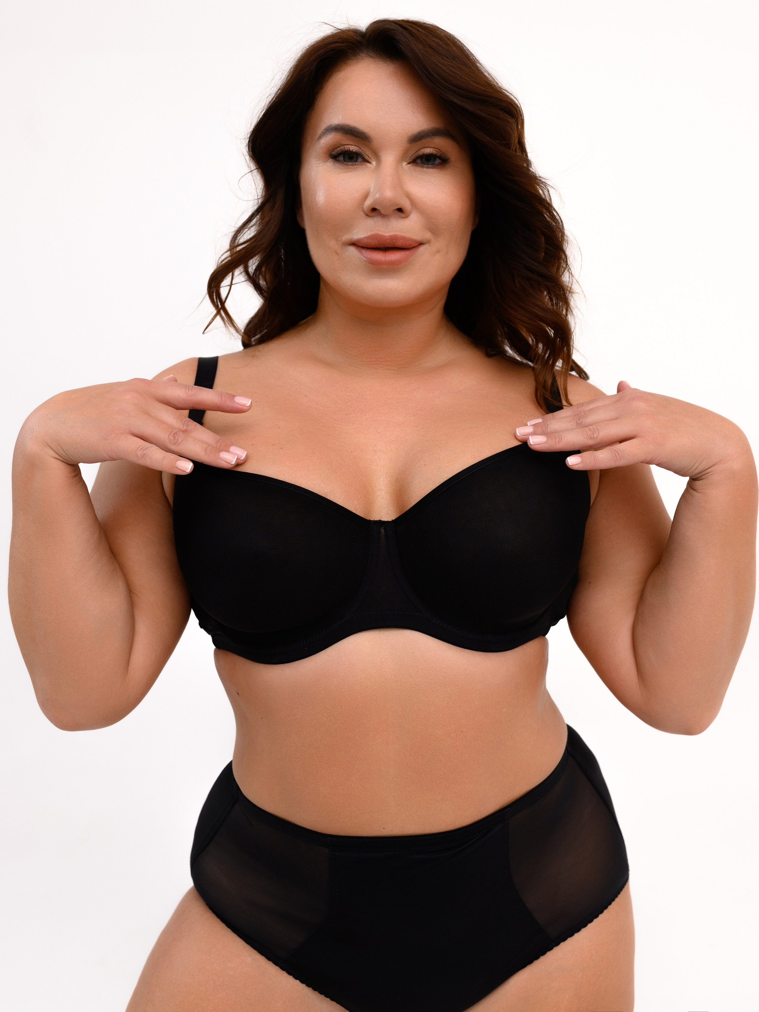 Каталог. Нижнее бельё plus size. Фотограф Александра Распопова