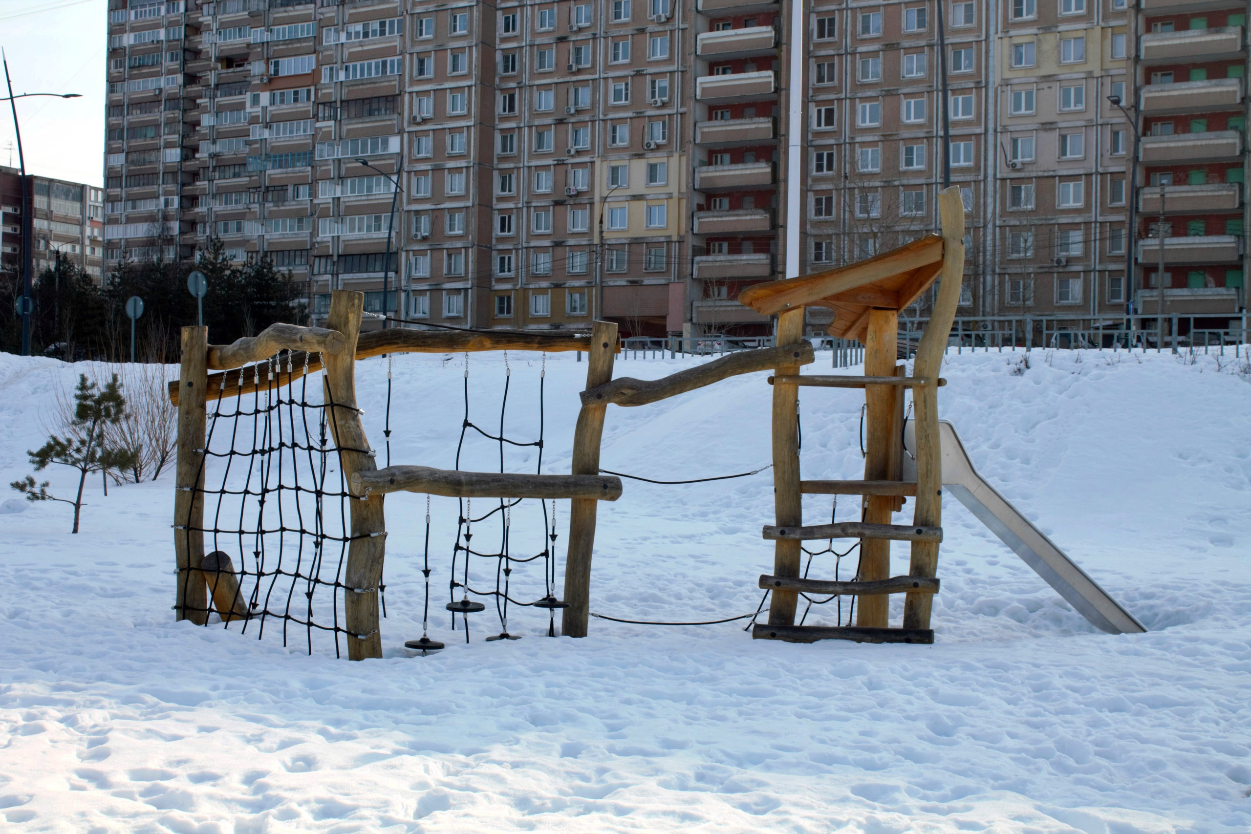 Весенняя прогулка по набережной Волги. Isaev-foto.ru