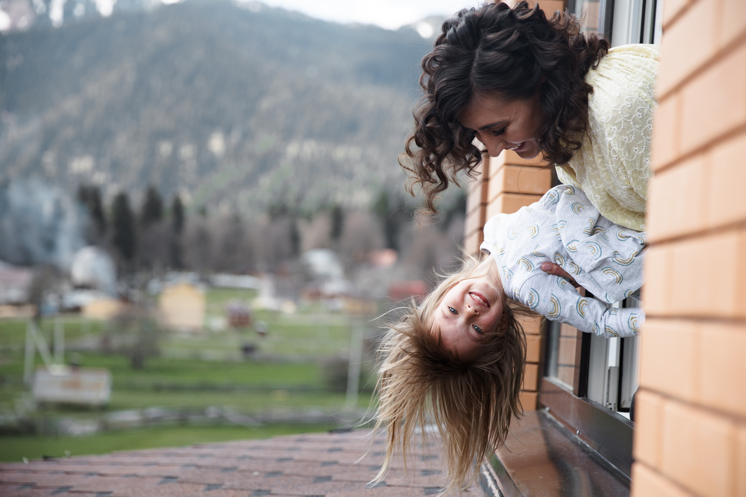 ГОРЫ_ПО_КОЛЕНО. Wedding photographer in Europe