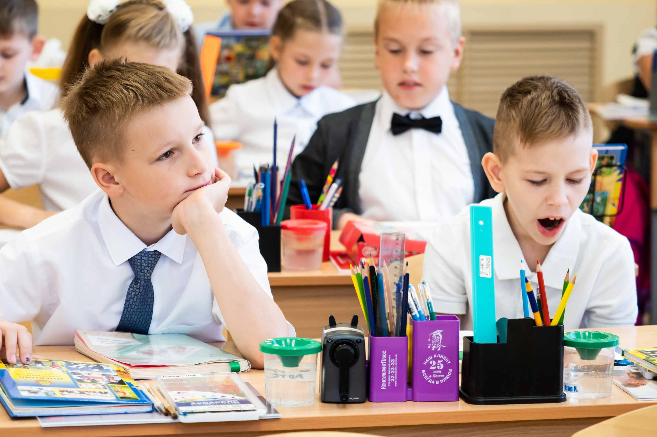 Один день в школе, репортаж. Репортажный, семейный и детский фотограф в Пензе и Заречном Арина Ермилова. Картины барельеф на заказ