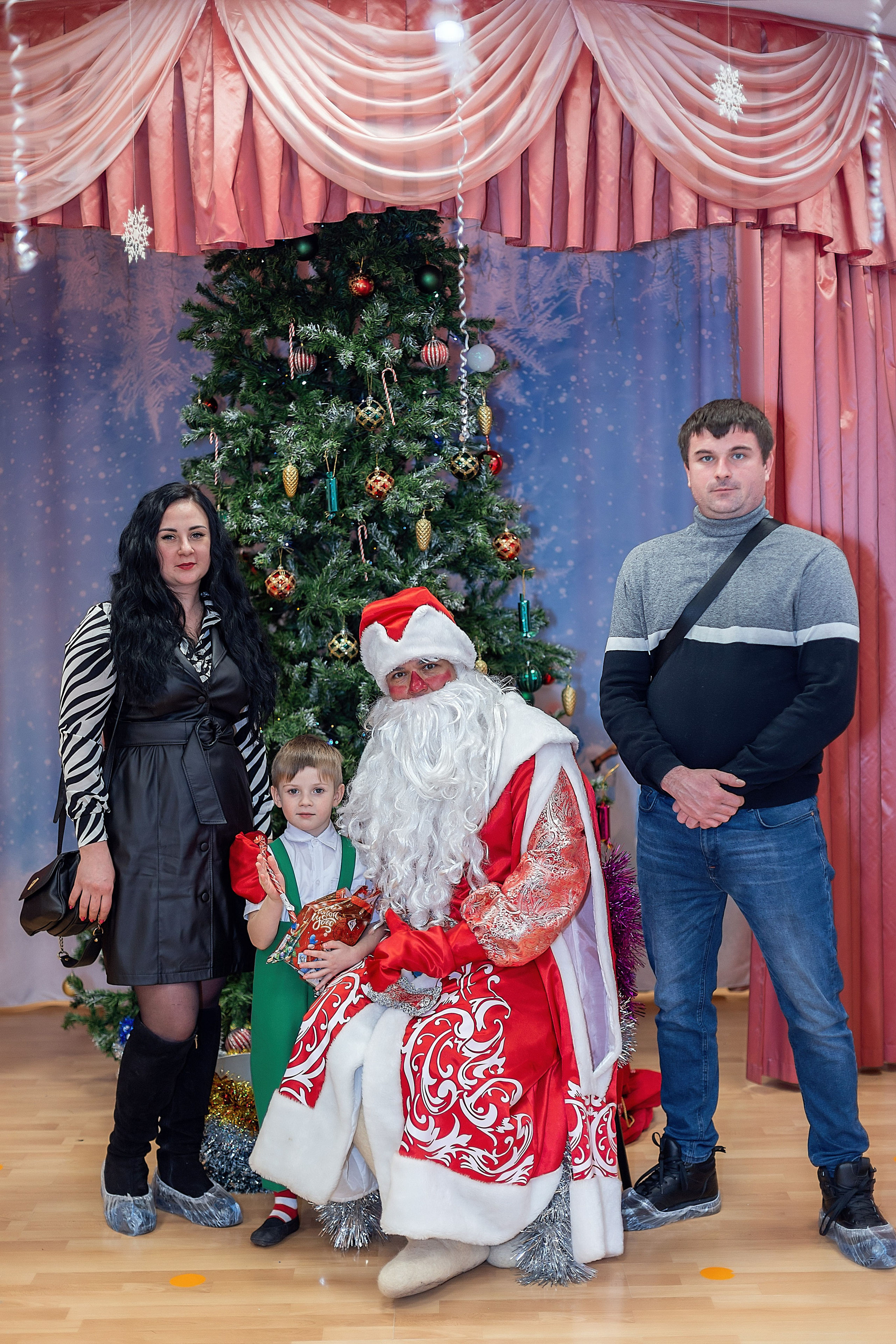 Утренник_"Карамельная фабрика» 2024. Семейный фотограф в Санкт-Петербурге