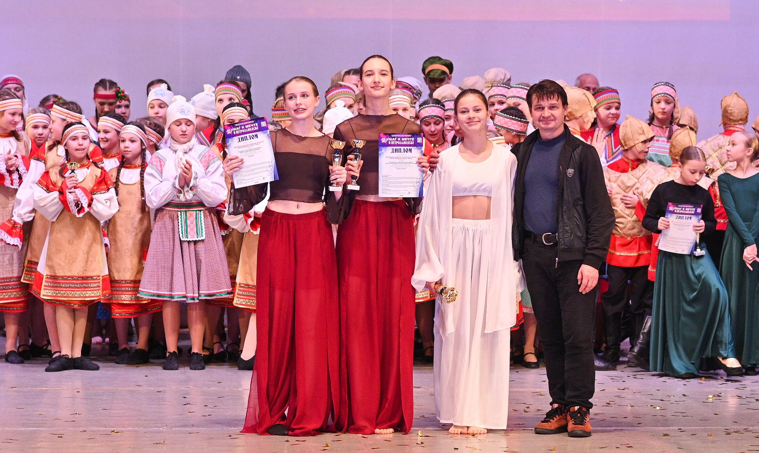 30.11.2024 Фестивальное движение «Шаг к мечте» г. Петрозаводск. Медиастудия Фото Концепт