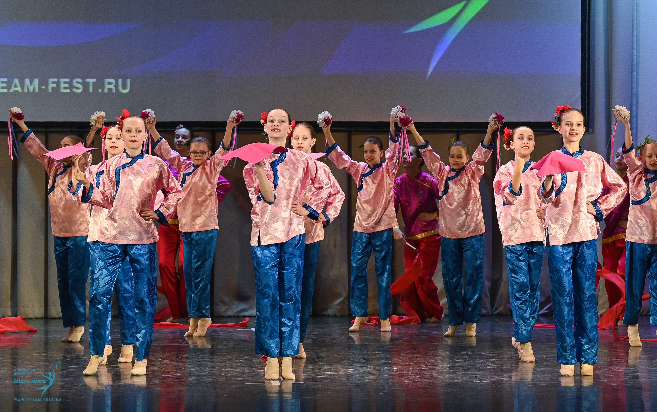 26.04.2025 Фестивальное движение «Шаг к мечте» г. Санкт-Петербург. Медиастудия Фото Концепт