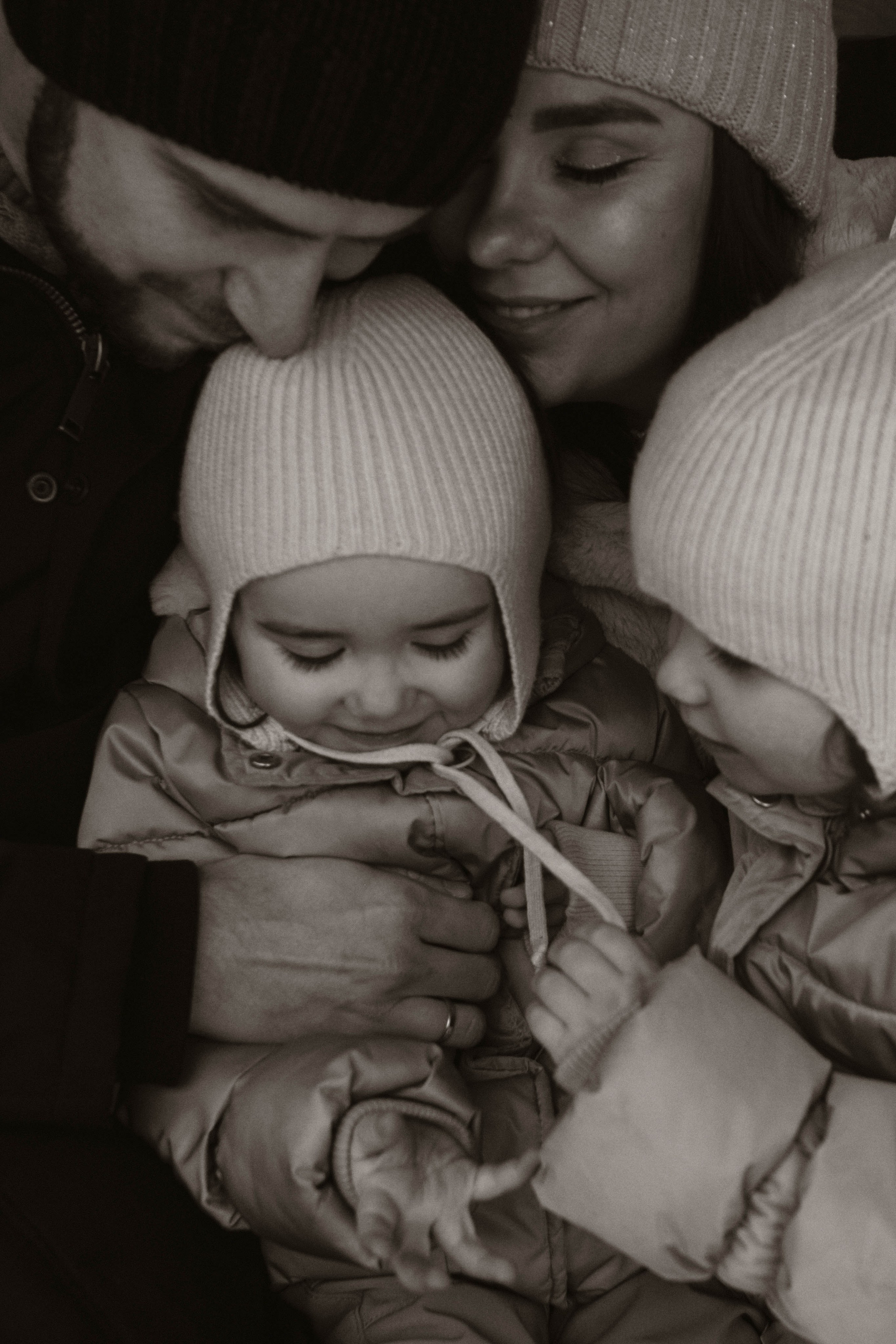 Денис, Таня, Паулина и Тея. Семейный фотограф в Санкт-Петербурге Дарья Косянчук