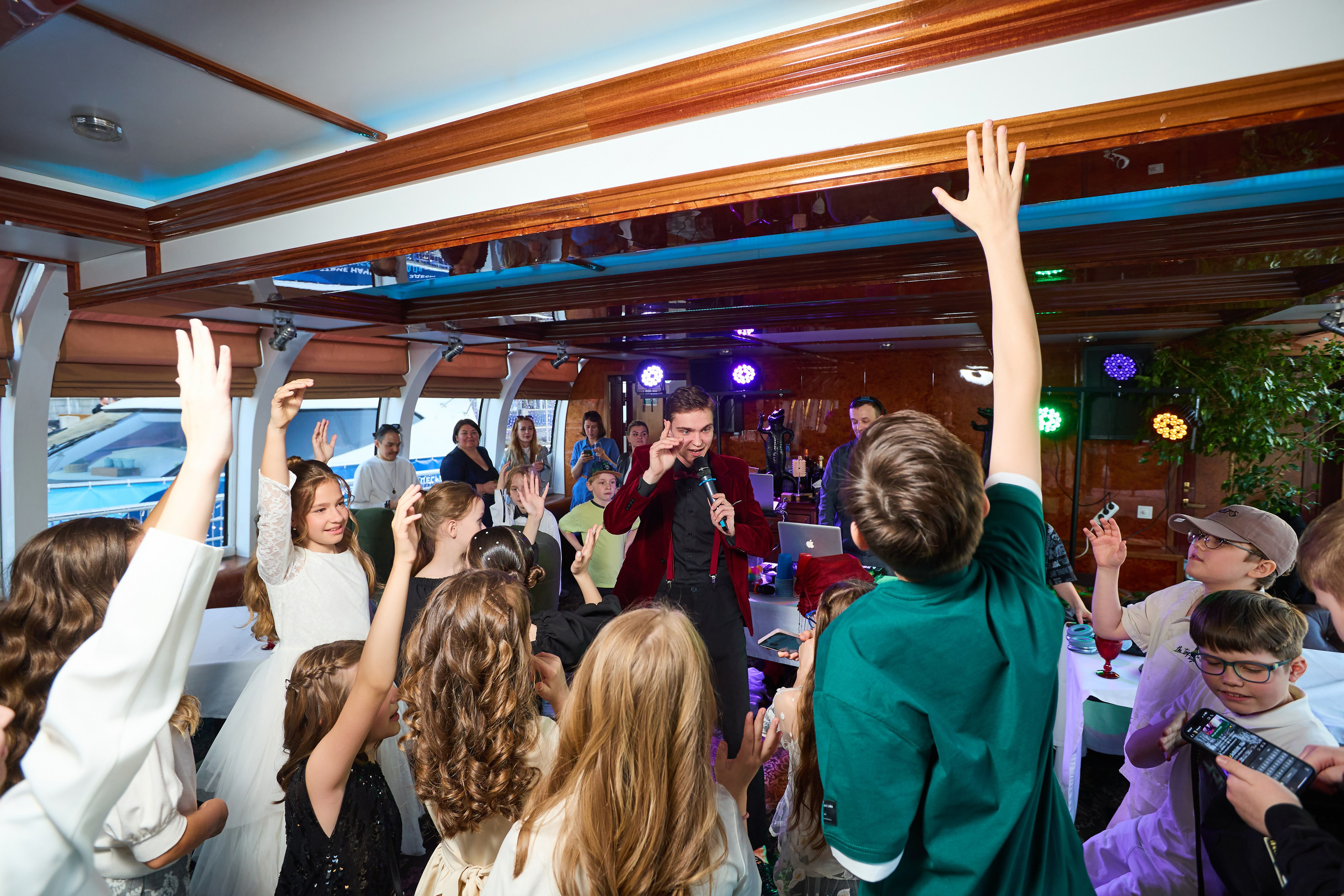 Выпускной 4 класс. Фотограф Иван Недорез