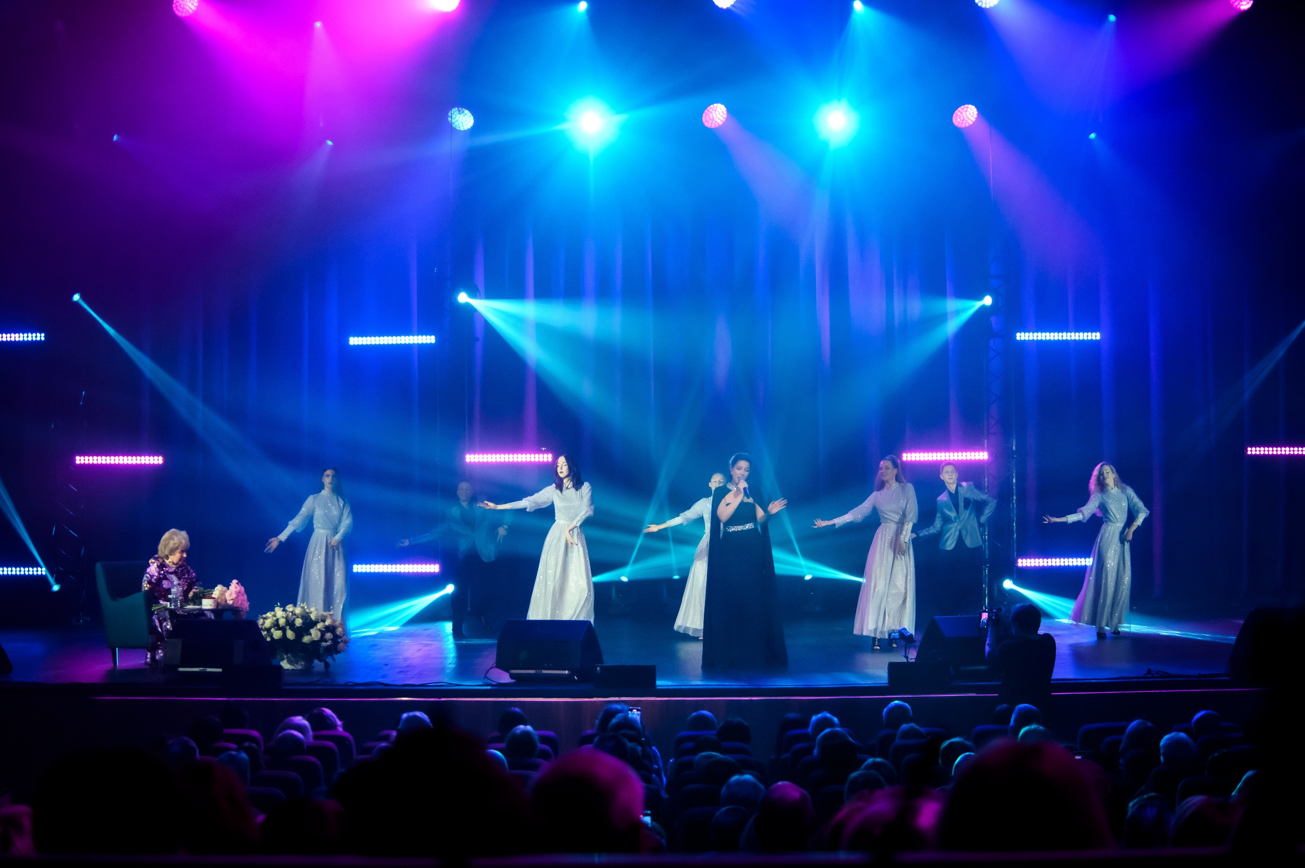 Лариса Рубальская — КЗ «Москва», Остров мечты. Бренд-фотограф для экспертов и блогеров в Москве Влада Горбовская