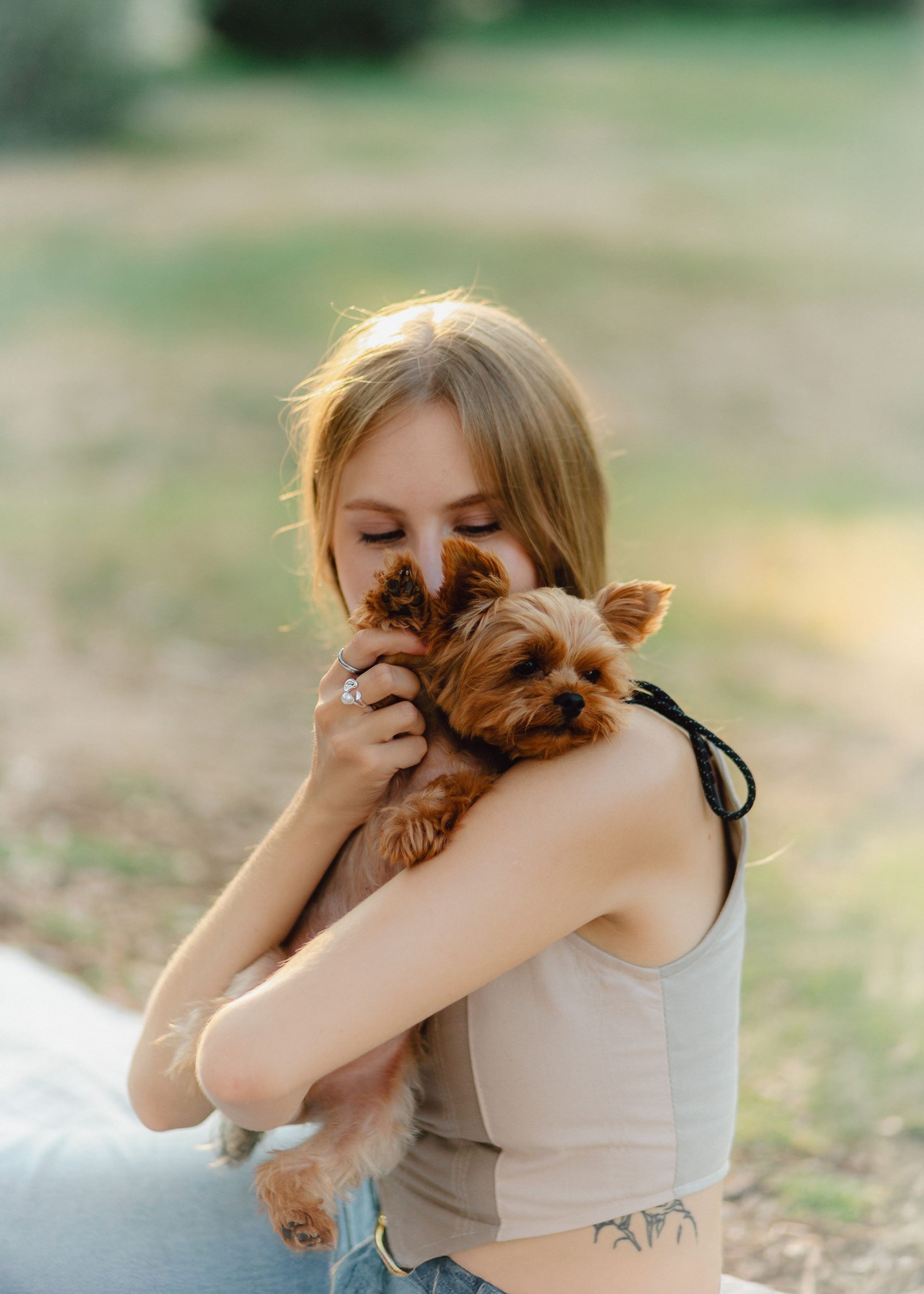 Julia & Her Playful Stitch. Barbara Isaeva