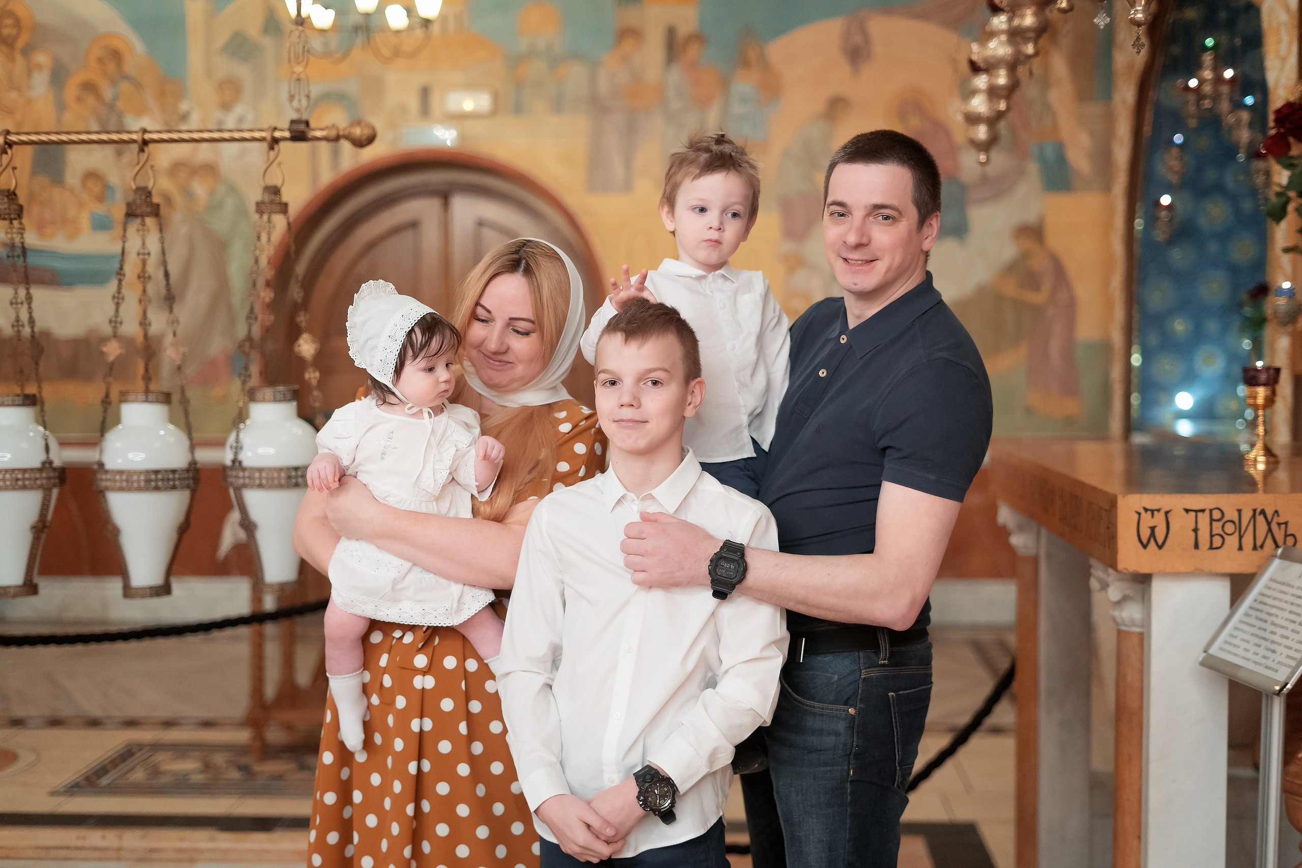 Съемка Таинства Крещения в храме Покрова Пресвятой Богородицы в Ясенево