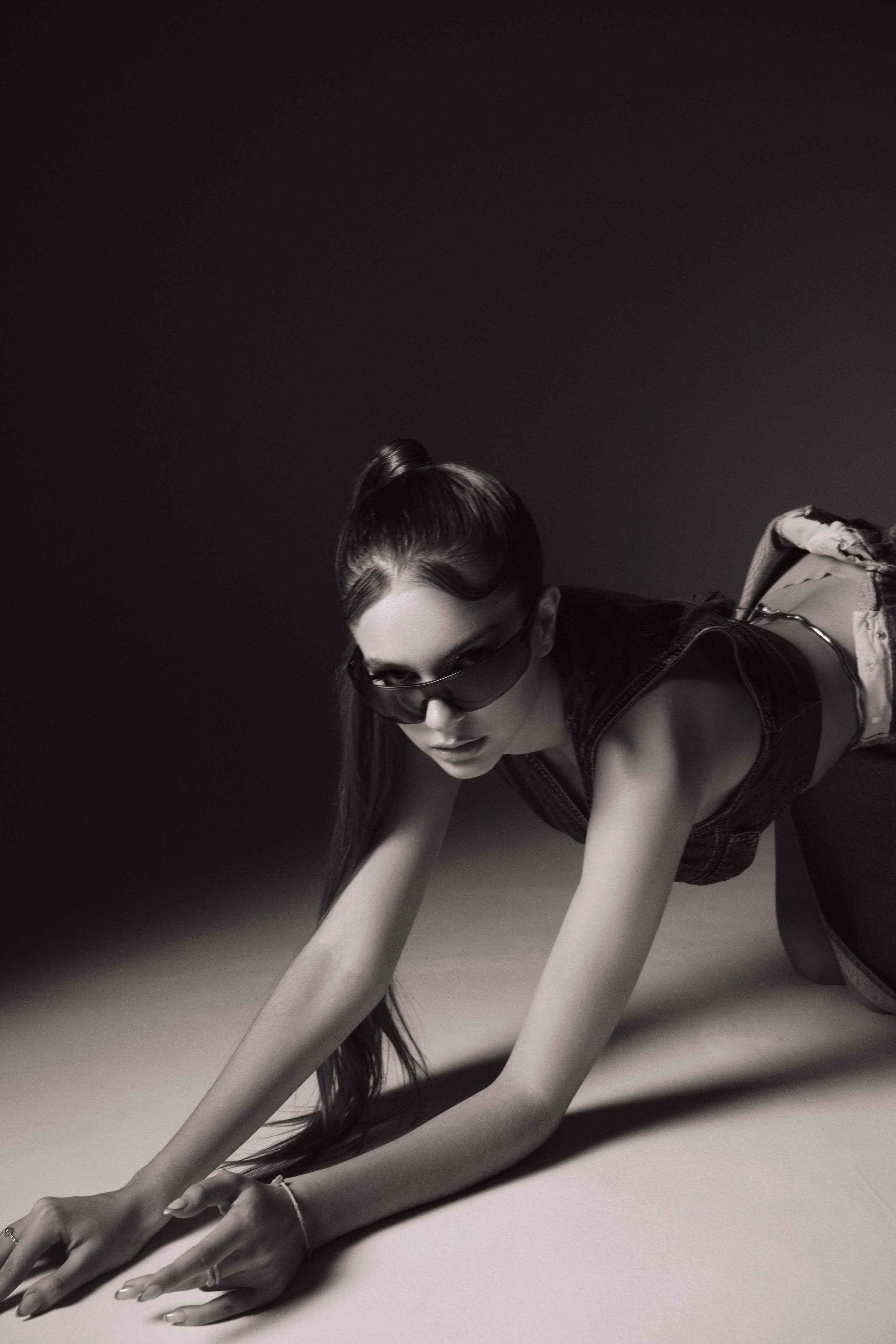 Модель Ксения Новосибирск. Фотограф — видеограф Галактионов Максим Новосибирск