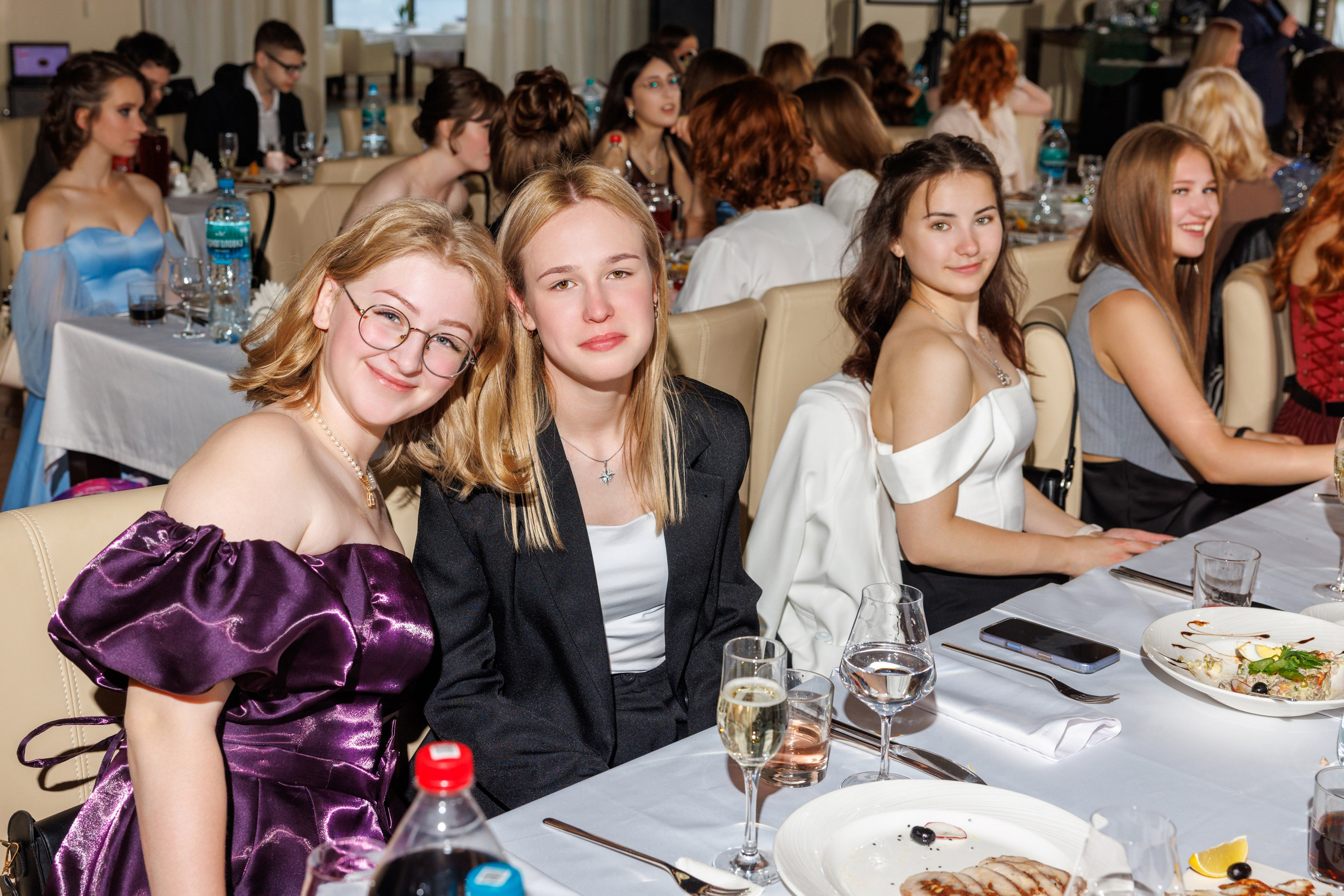 Выпускной 2025 Шк 10. Коммерческий фотограф Андрей Тремасов