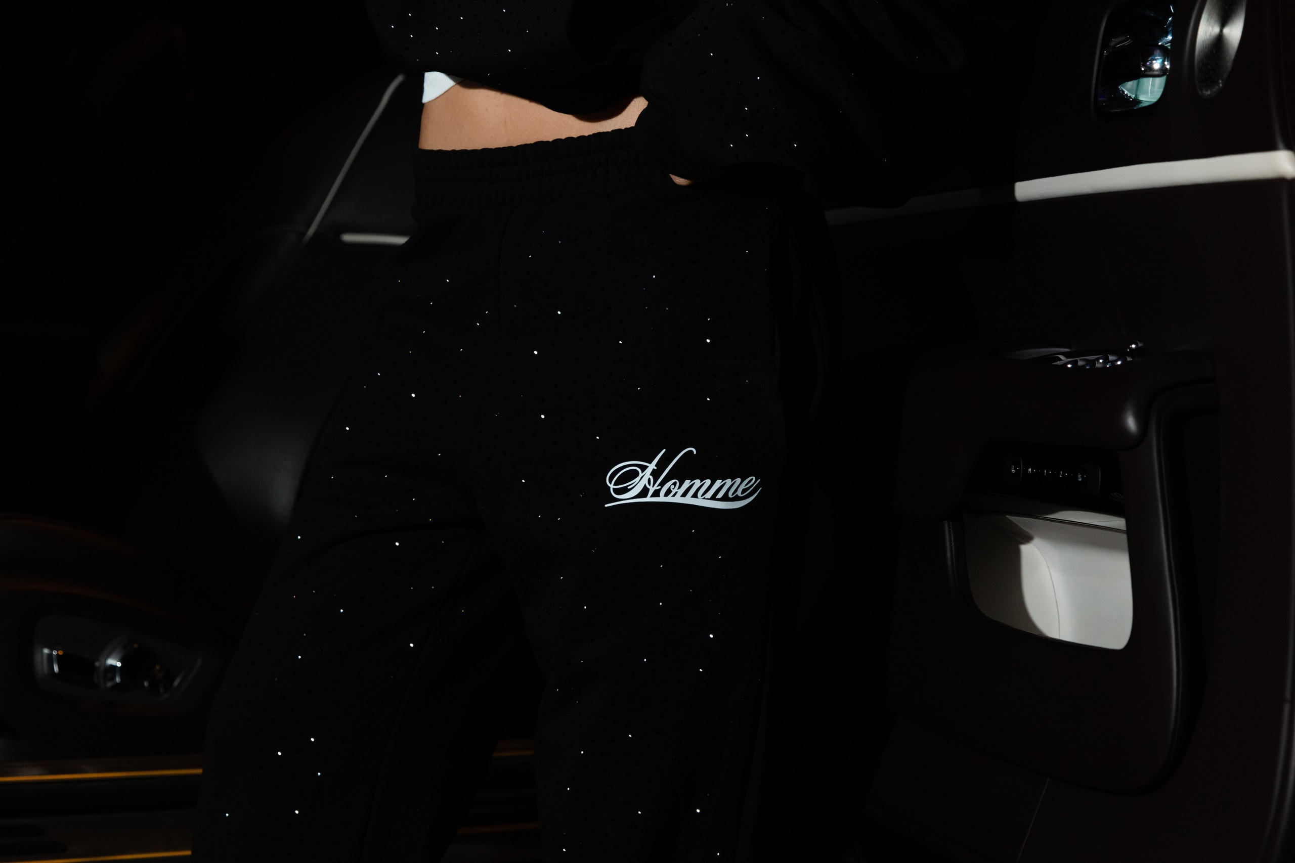 AURA: HMMLS Diamond — фотосессия для бренда | EMBOD