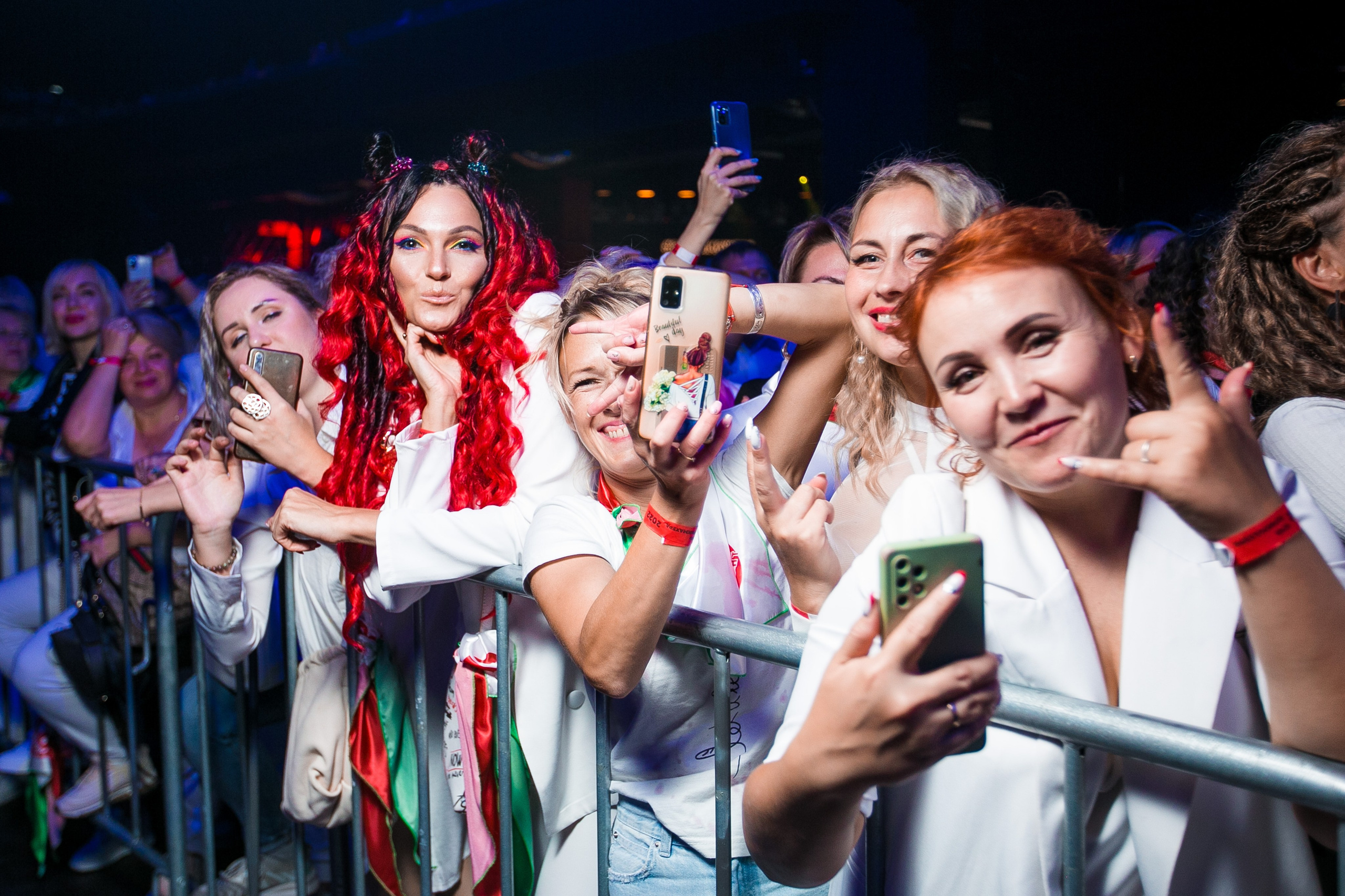 Фотосъемка корпоратива «Ночь парикмахера 2022» для компании CD. Репортажный фотограф Борис Геер