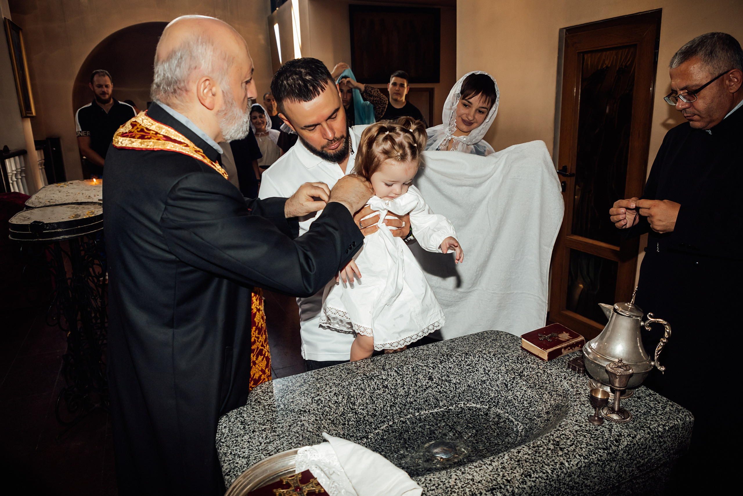 Крещение. Армянская церковь. Https://malovafoto.ru