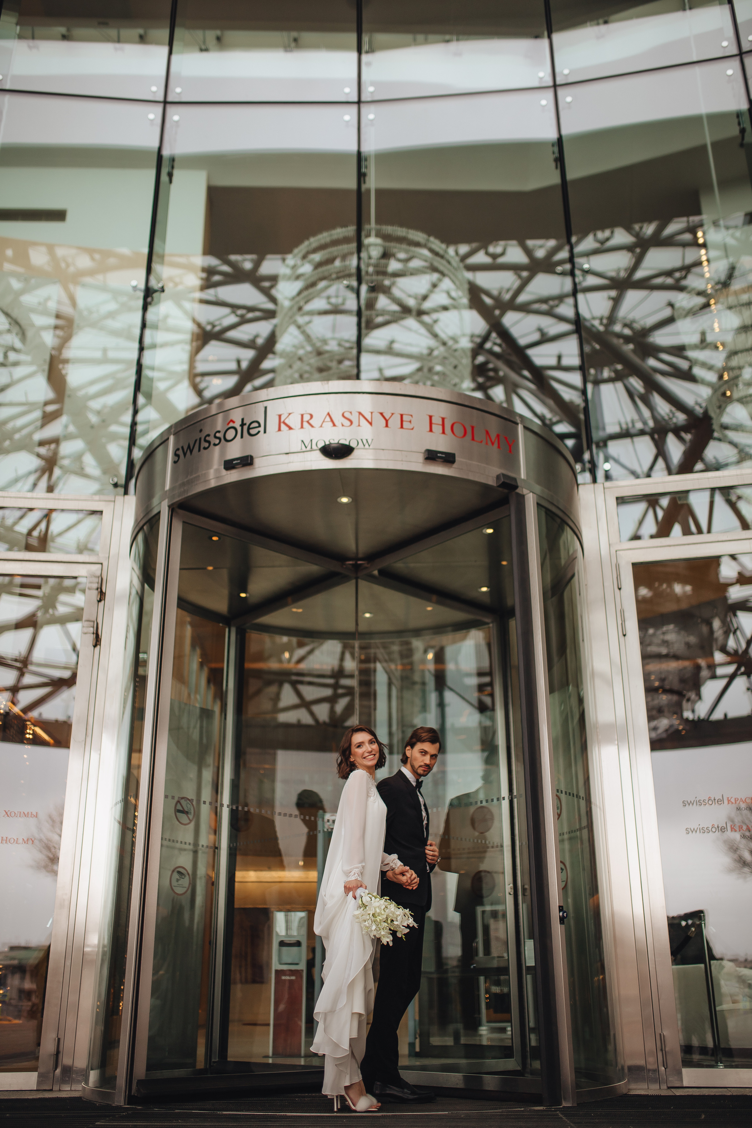 Утро в отеле (2021). Свадебный и семейный фотограф в Москве Яна Шувалова