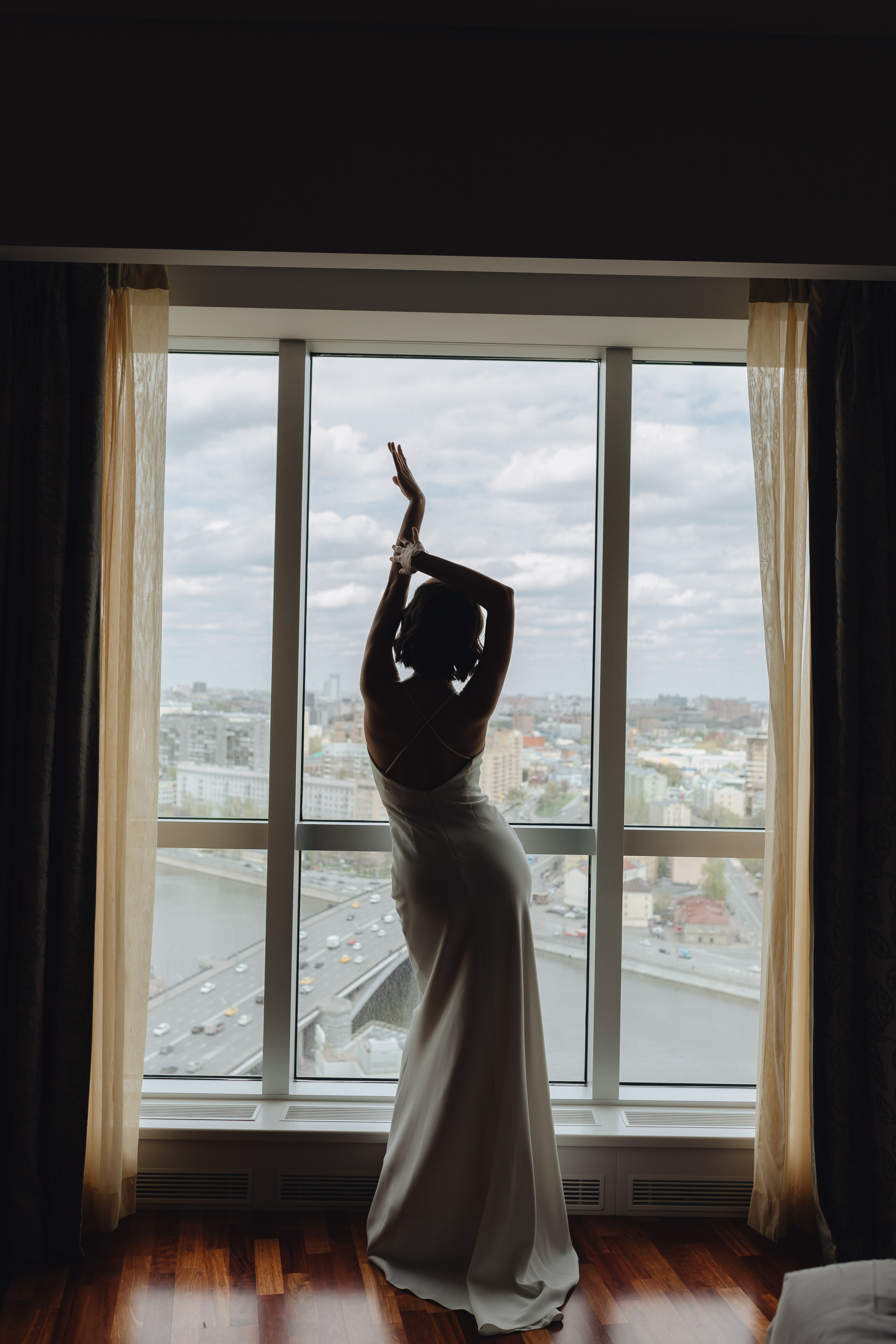 Утро в отеле (2021). Свадебный и семейный фотограф в Москве Яна Шувалова