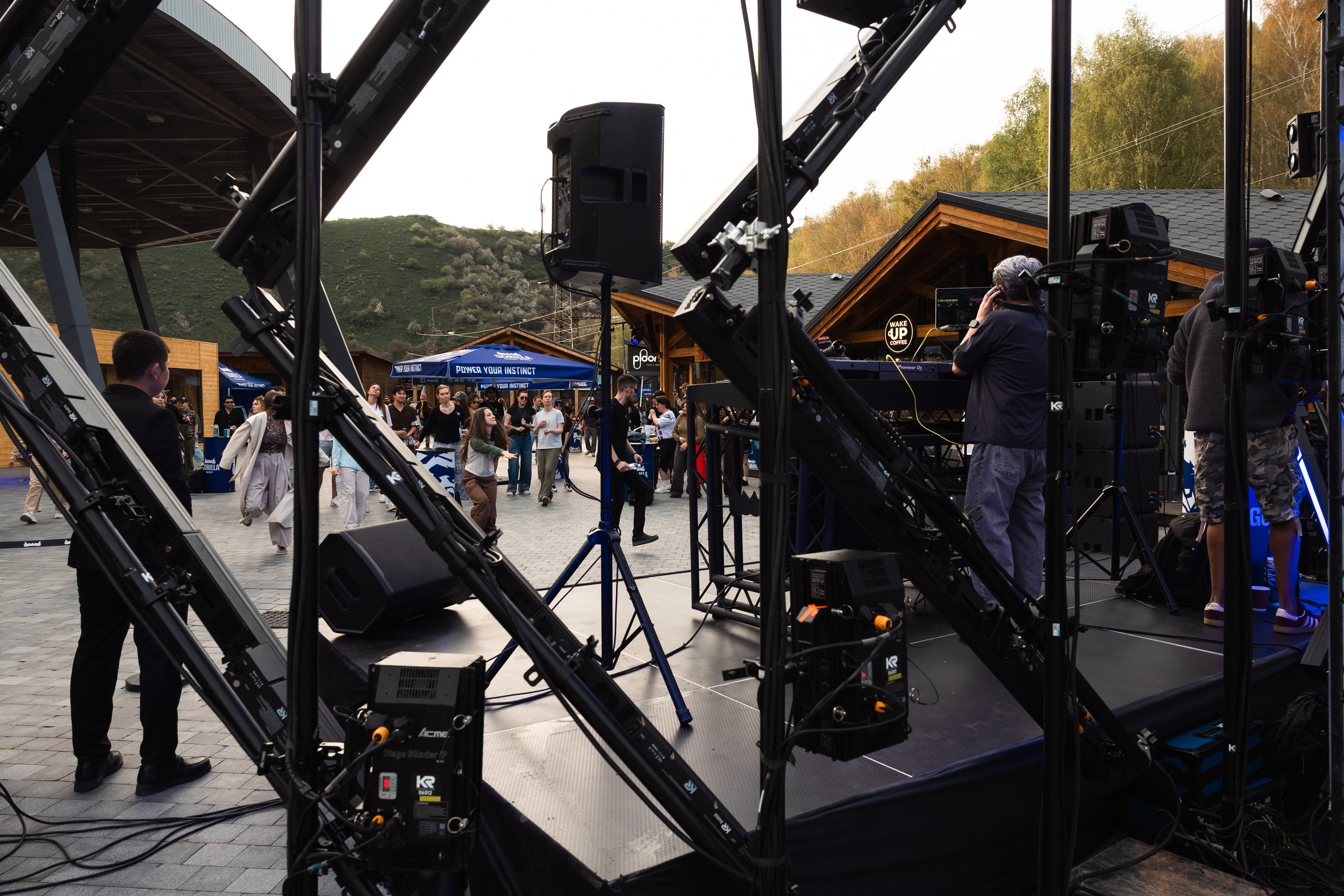 GORILLA GROOVE STAGE IMBA CAMP 5. Gorillaenergymedia