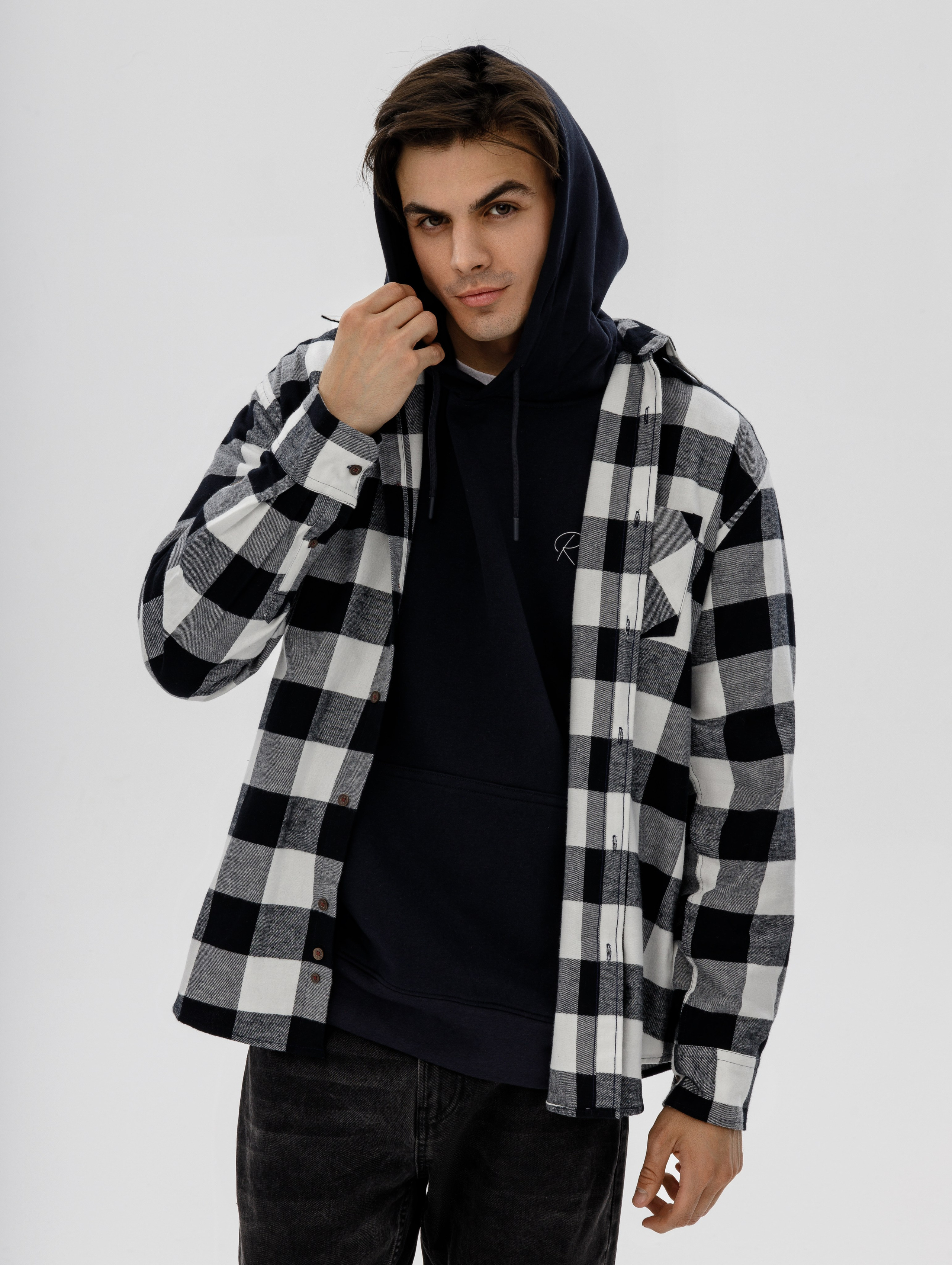 RICH AS USUAL. Фотограф для маркетплейсов в Москве Озерова Кристина