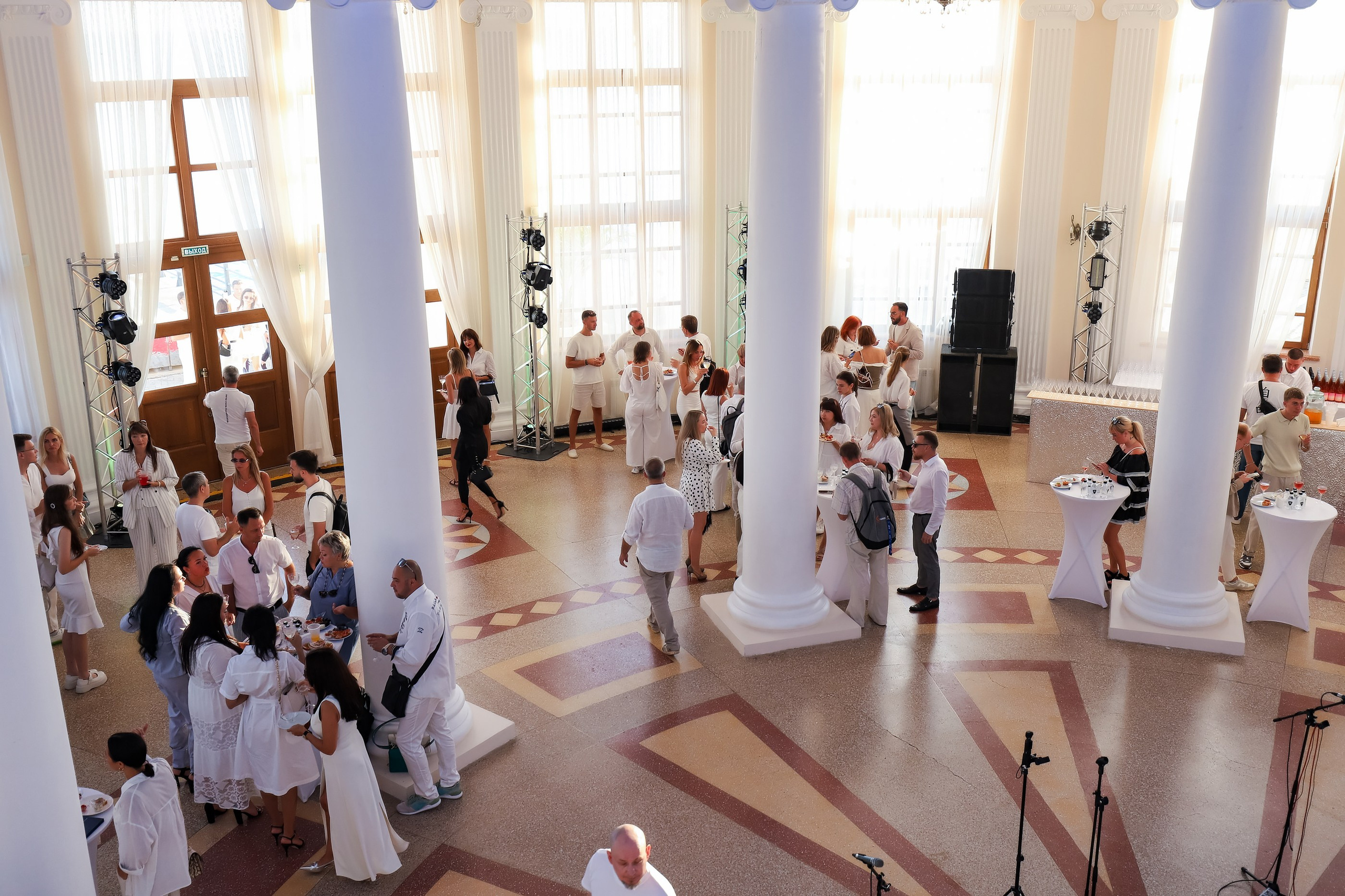 Презентация насыпного острова в Сочи. Репортажный и fashion фотограф в Москве Сергей Бардин