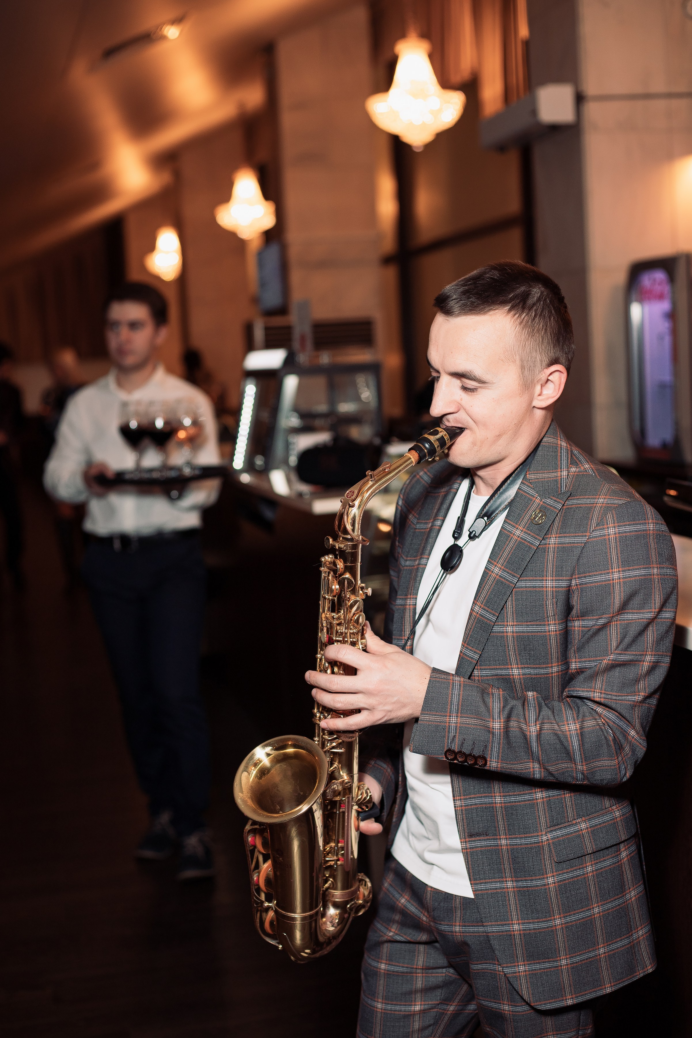 Модный антракт. Репортажный и fashion фотограф в Москве Сергей Бардин