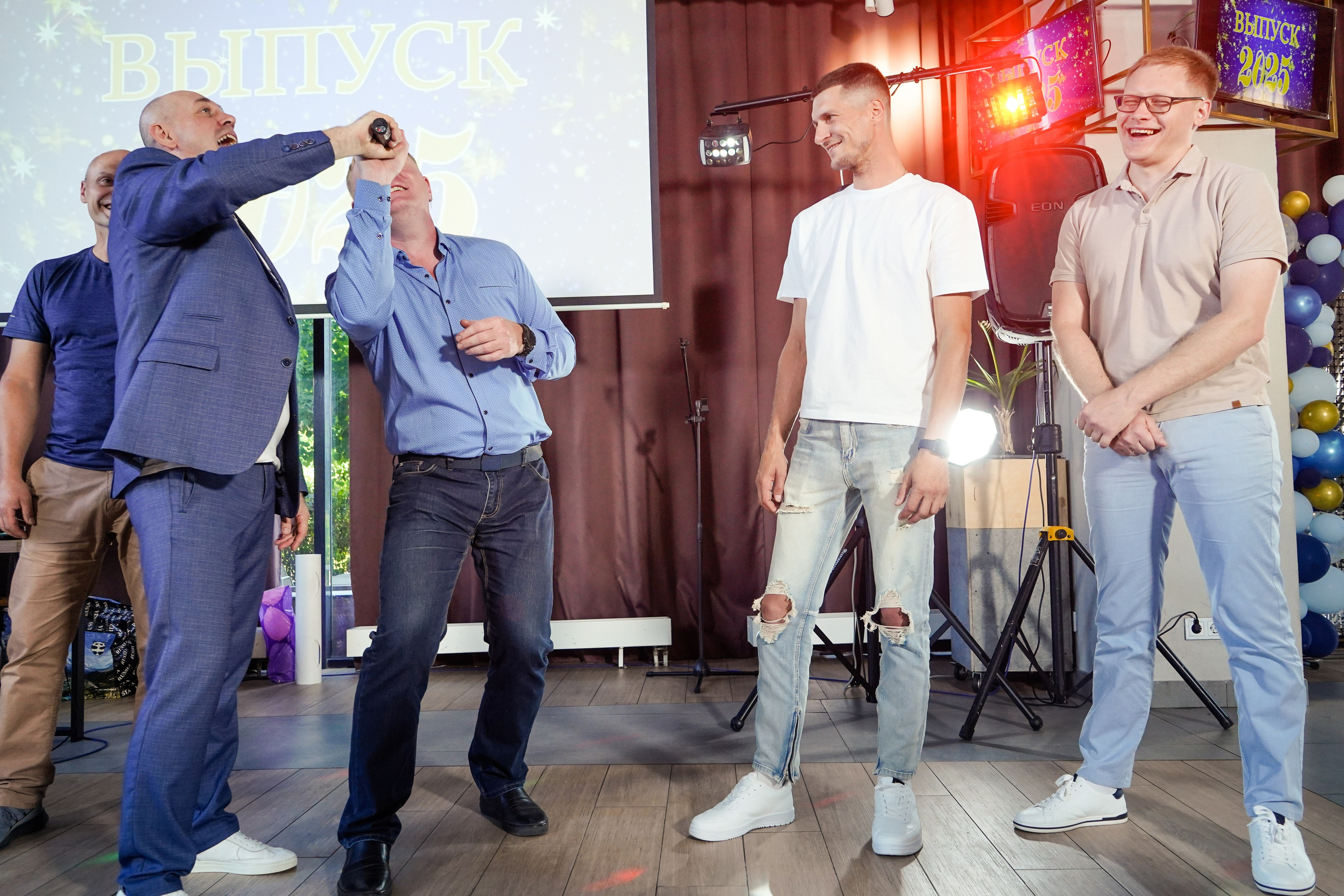 Выпускной вечер, гимназия № 40, 9 класс. Семейный и портретный фотограф в Екатеринбурге Анна Лобанова