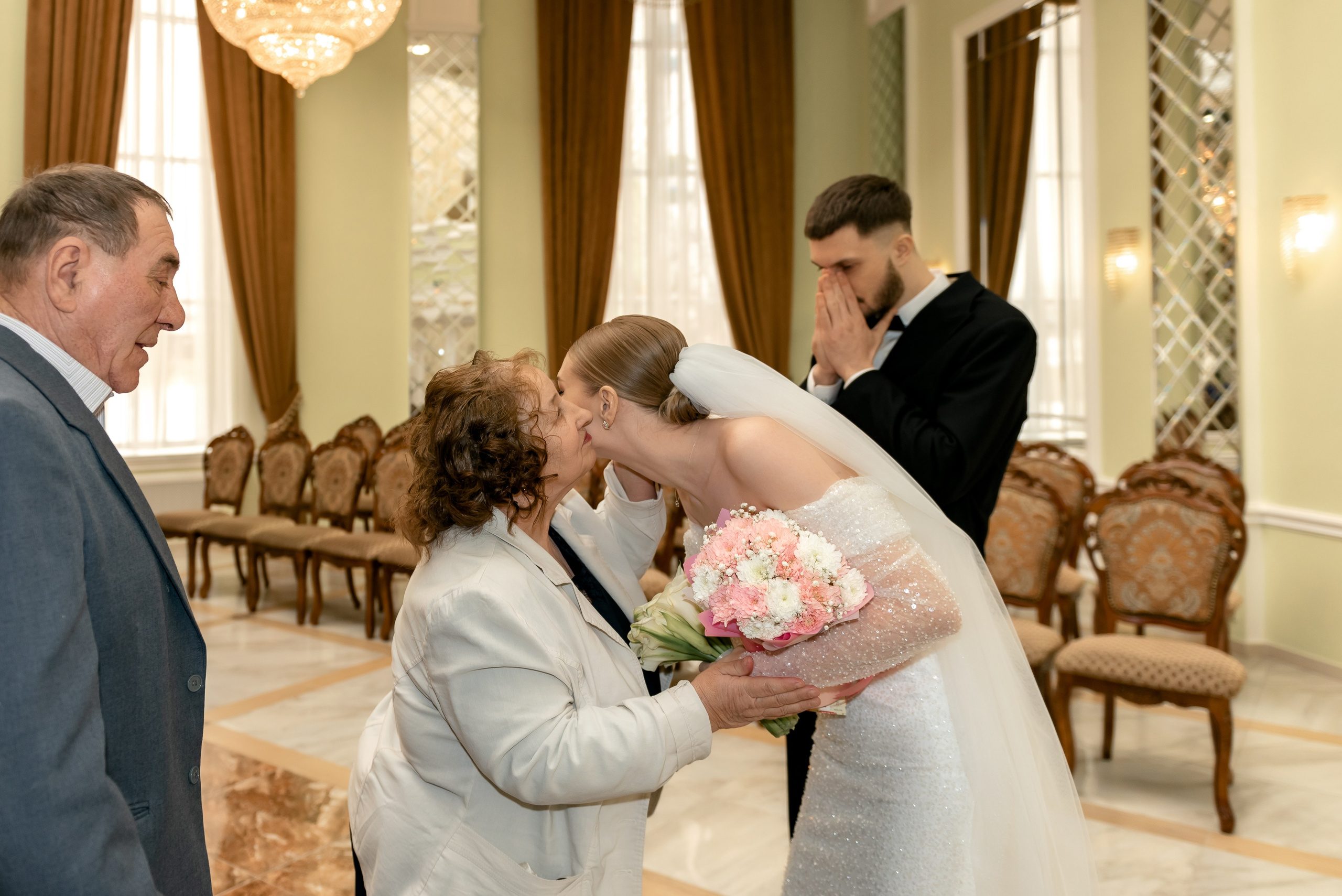Вадим и Юлия. Свадебный и семейный фотограф в Алексеевке Марина Купреева