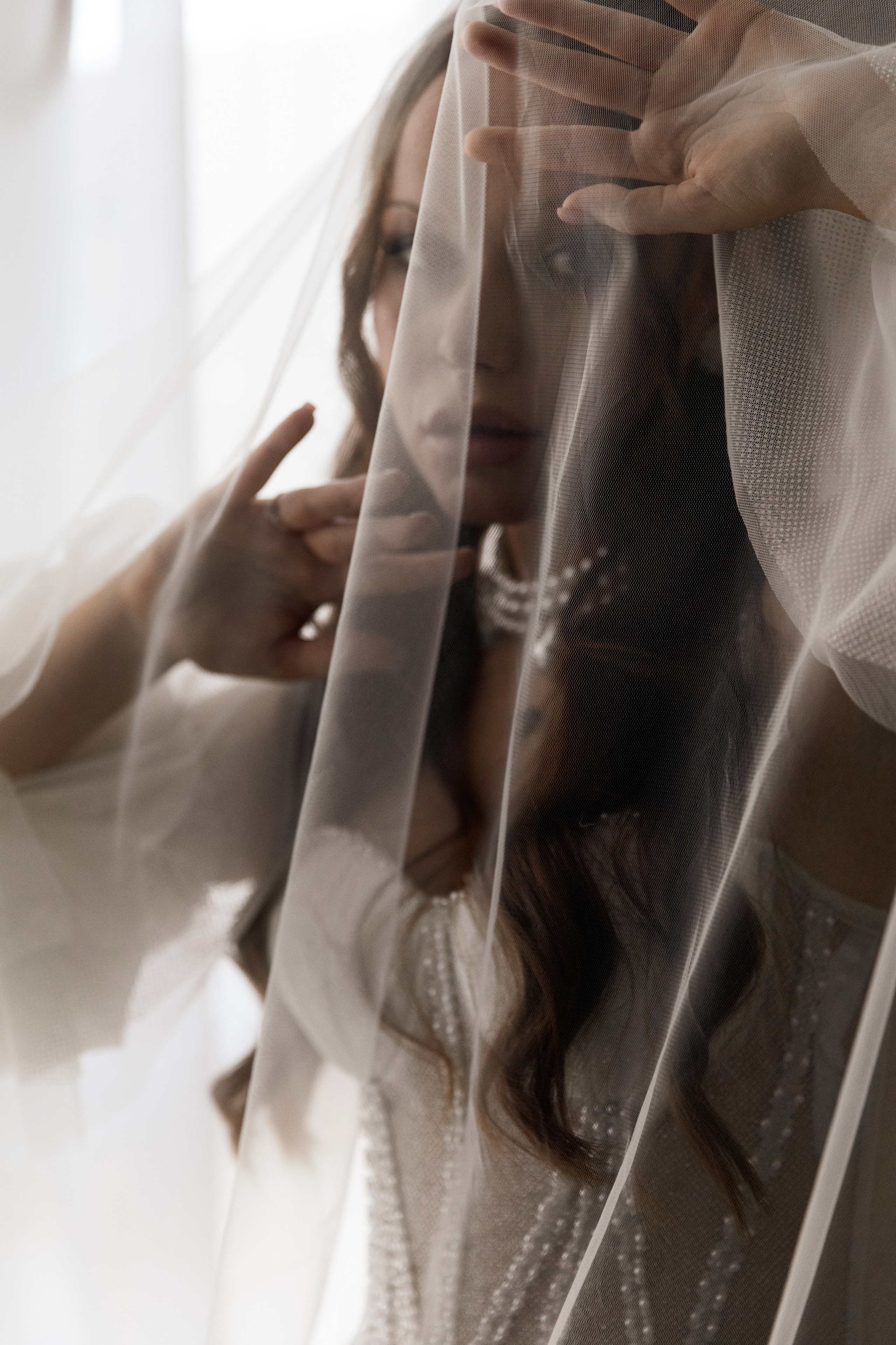 Никита и Виктория сборы и лавстори. Меня зовут Александр Литвинчук и я свадебный фотограф в Саратове