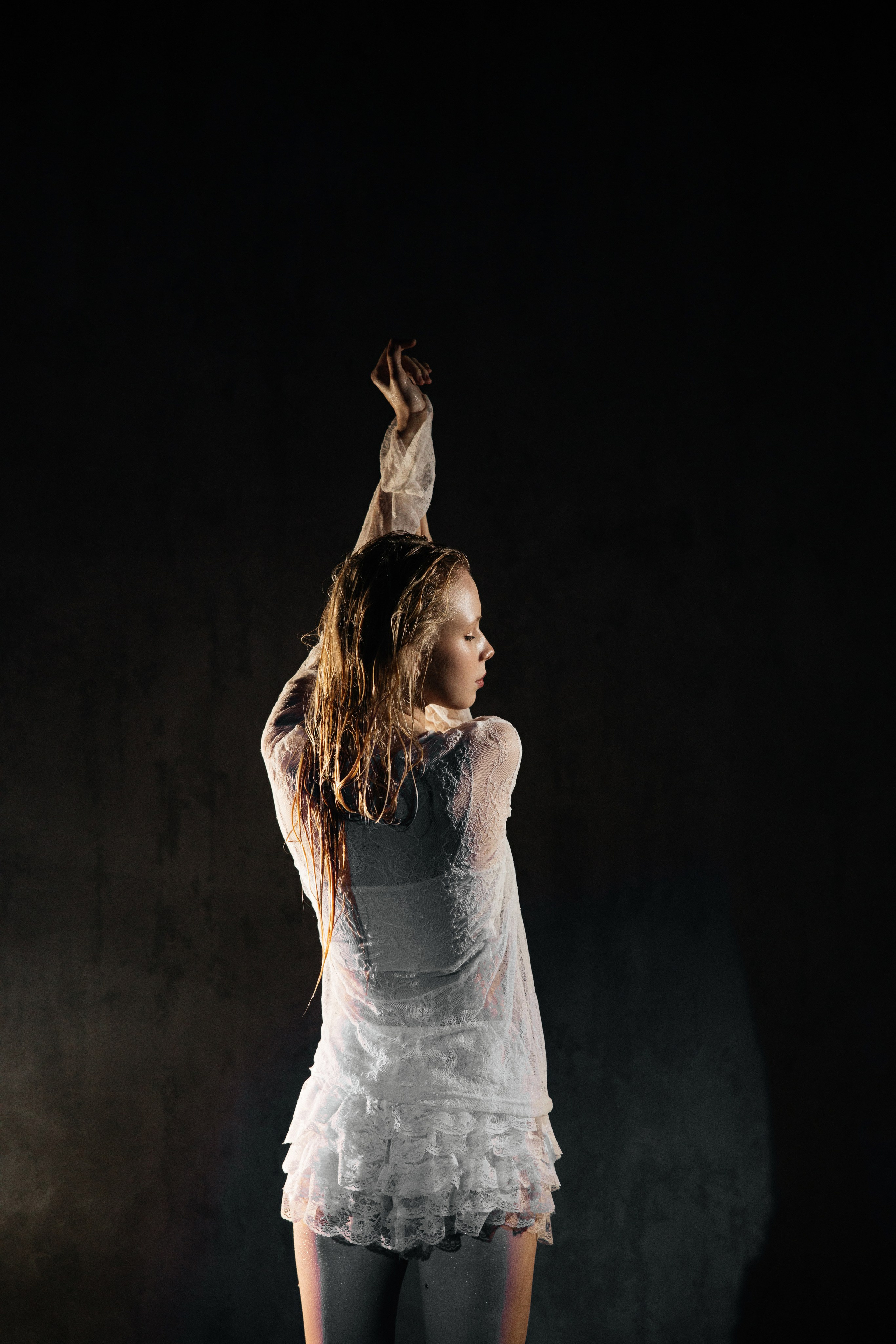 Ксюша в воде. Татьяна Мирзоян