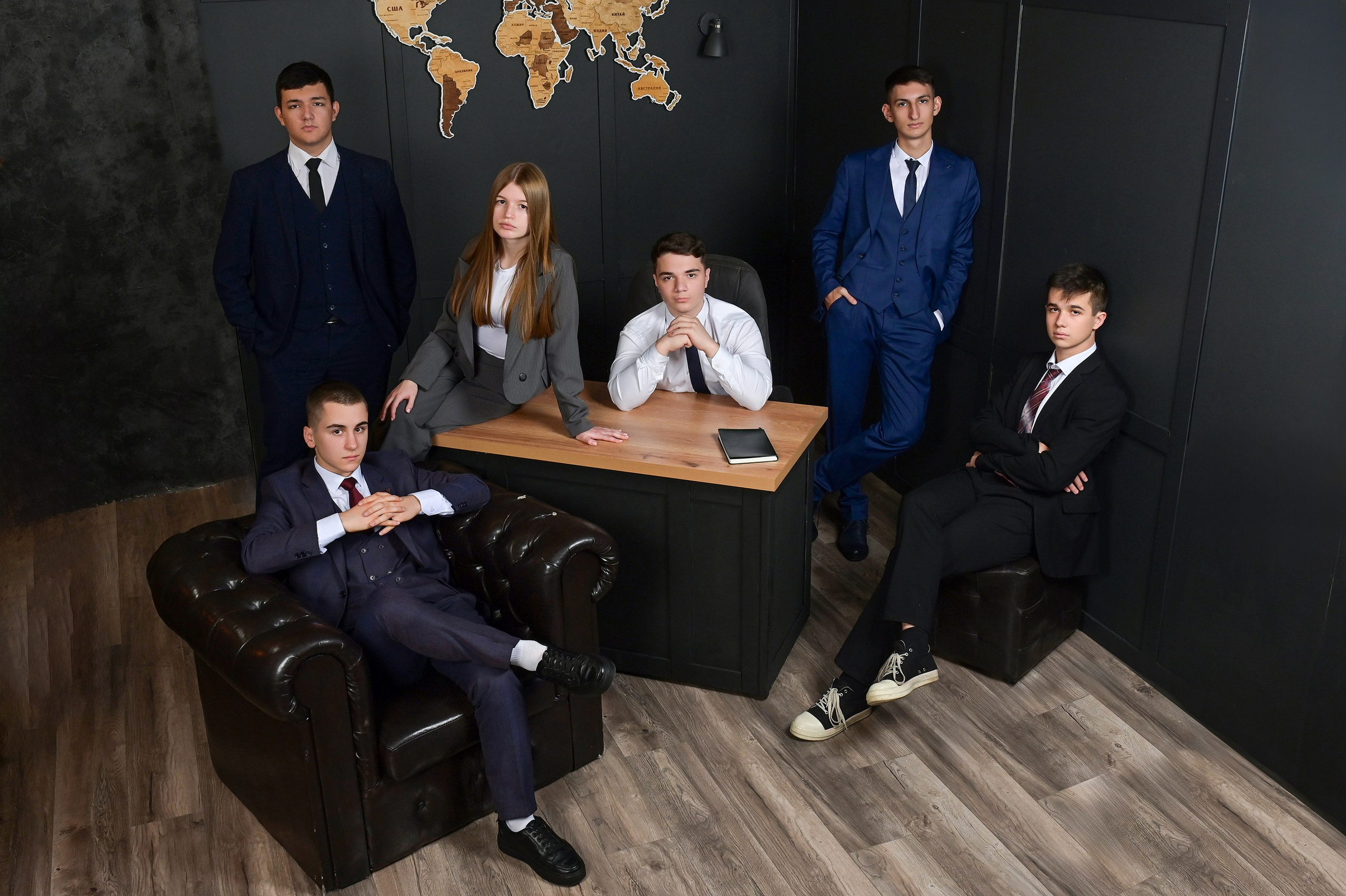 Планшеты 9-11 класс. Первая школьная фотостудия Zoom-Zoom в городе Владикавказ