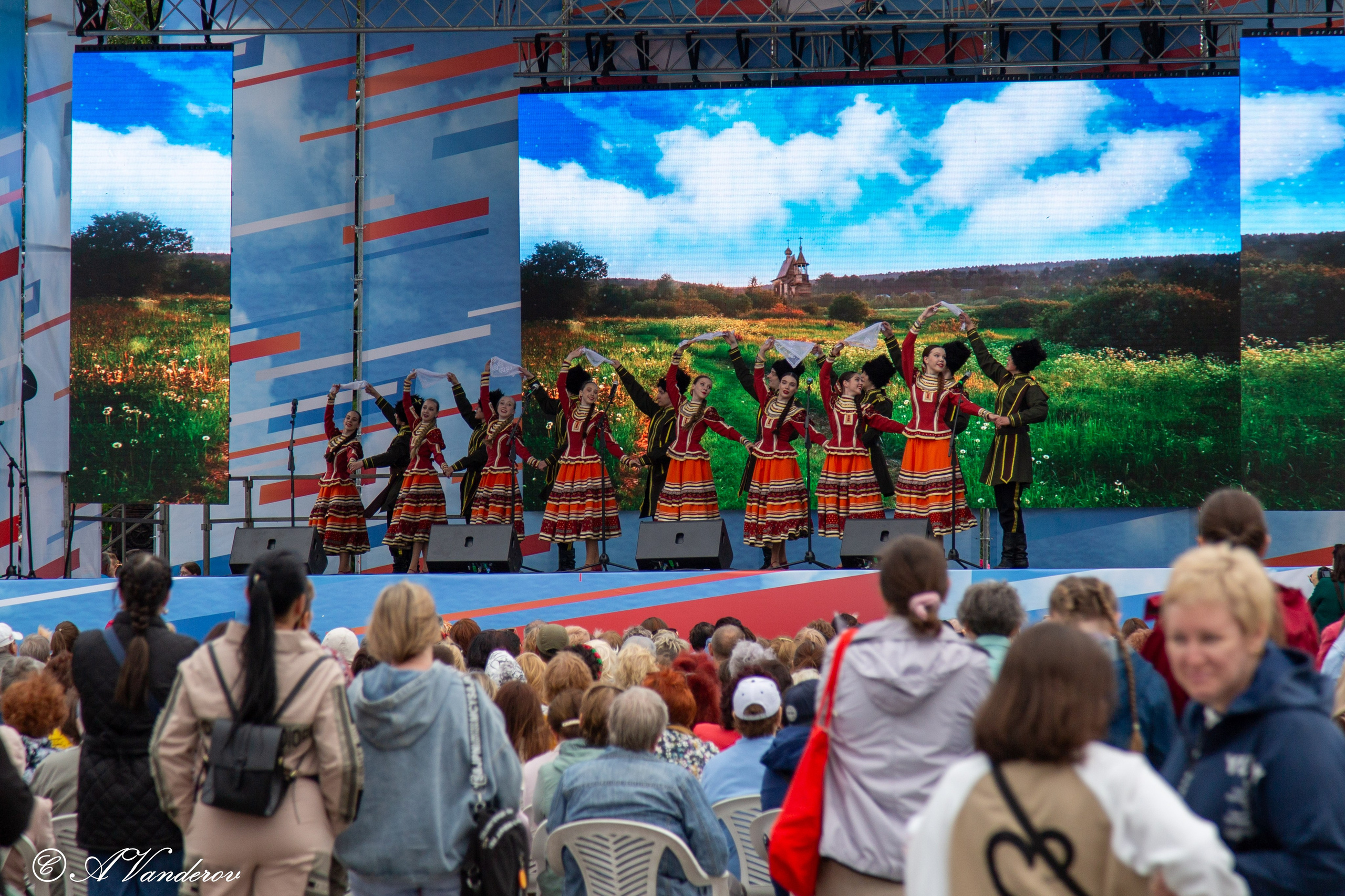 День России 12.06.2024. Фотограф Омск | Александр Вандеров