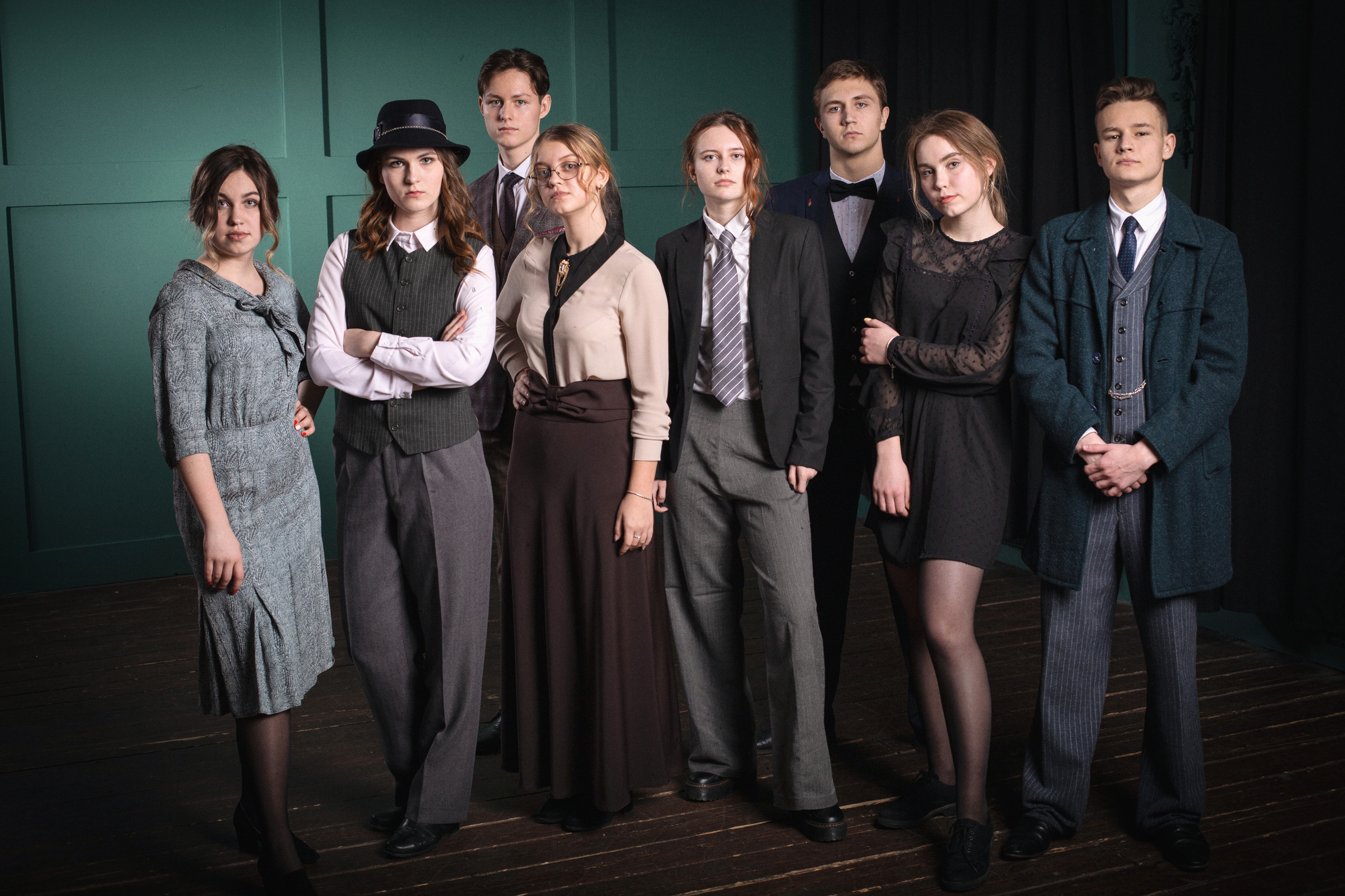 Острые козыкьки. Жанна Бакунович, ваш профессиональный фотограф в Минске