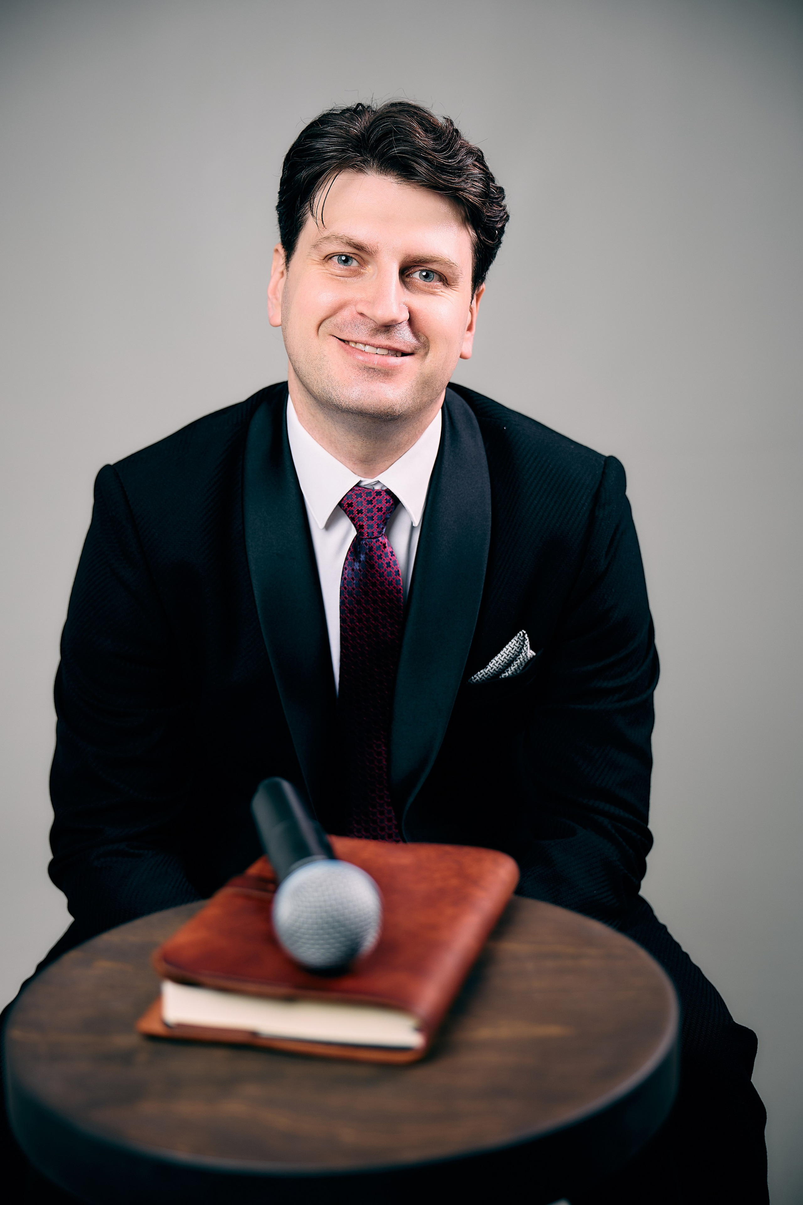 Контент-съёмка для ведущего мероприятий Дениса Егорова