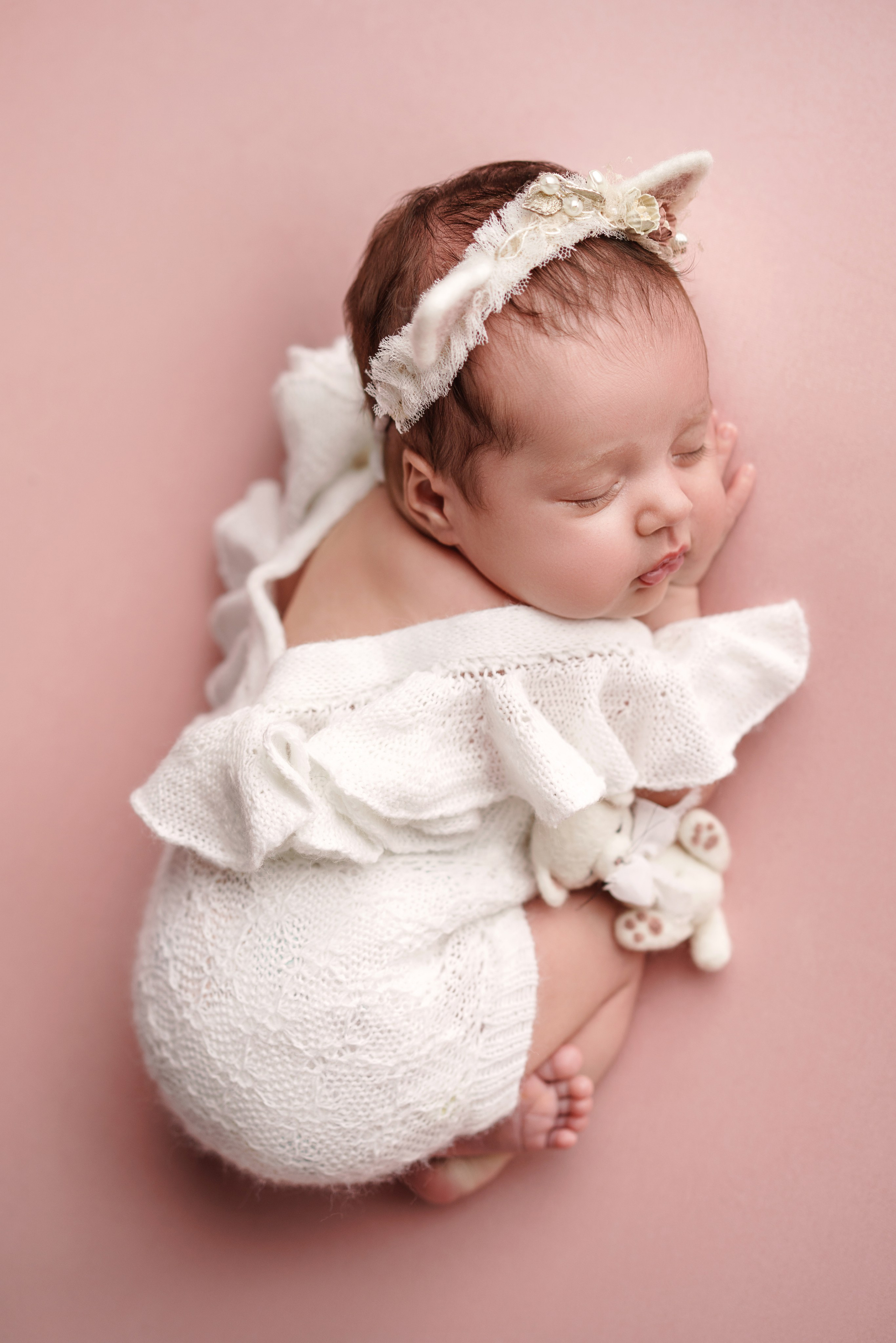 Фотосессия новорожденных | Галерея трогательных кадров малышей в стиле newborn. Фотосессия новорожденных в Москве и Московской области | Профессиональный фотограф newborn — Татьяна Иванова