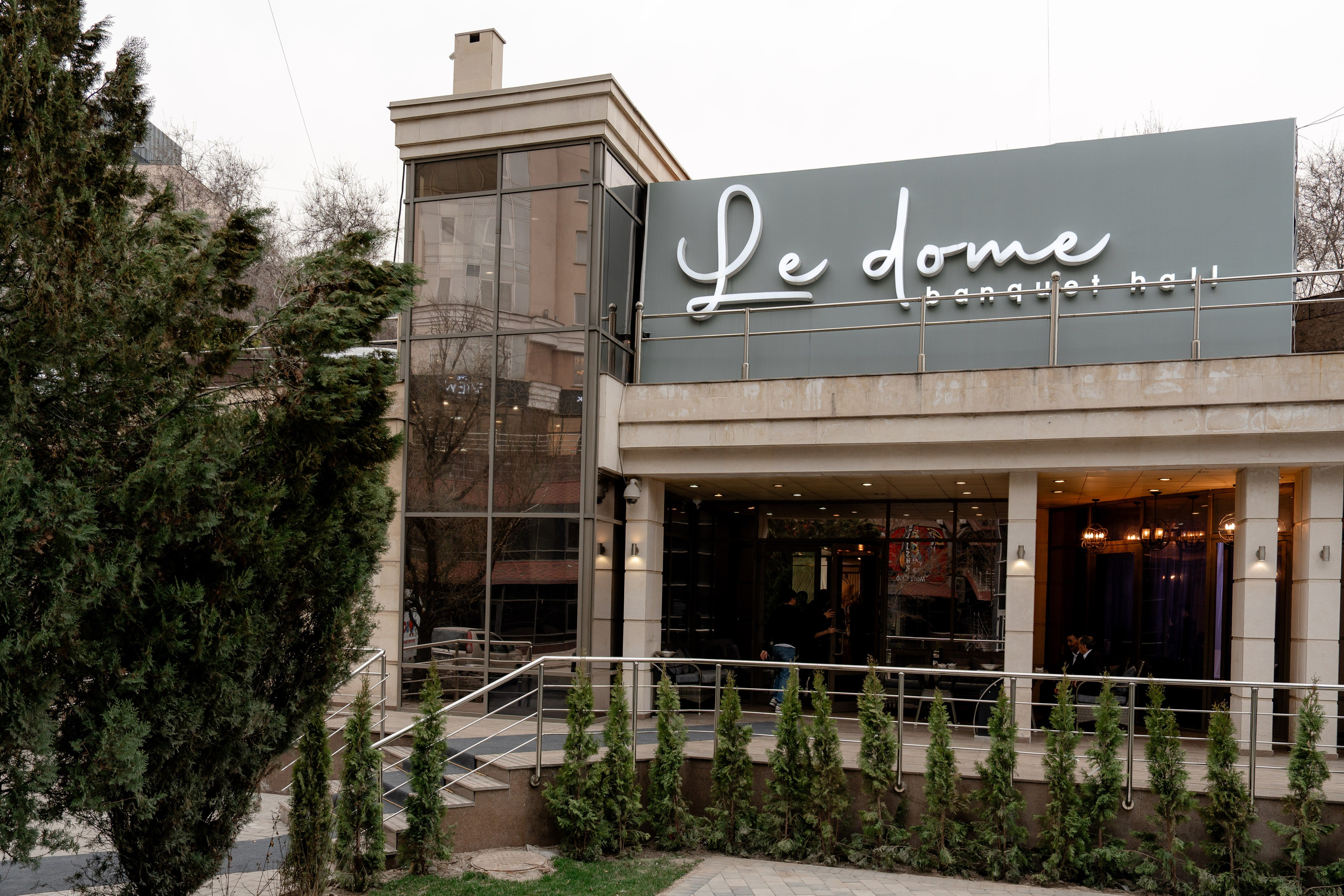 Assel Uzatu. Galam media