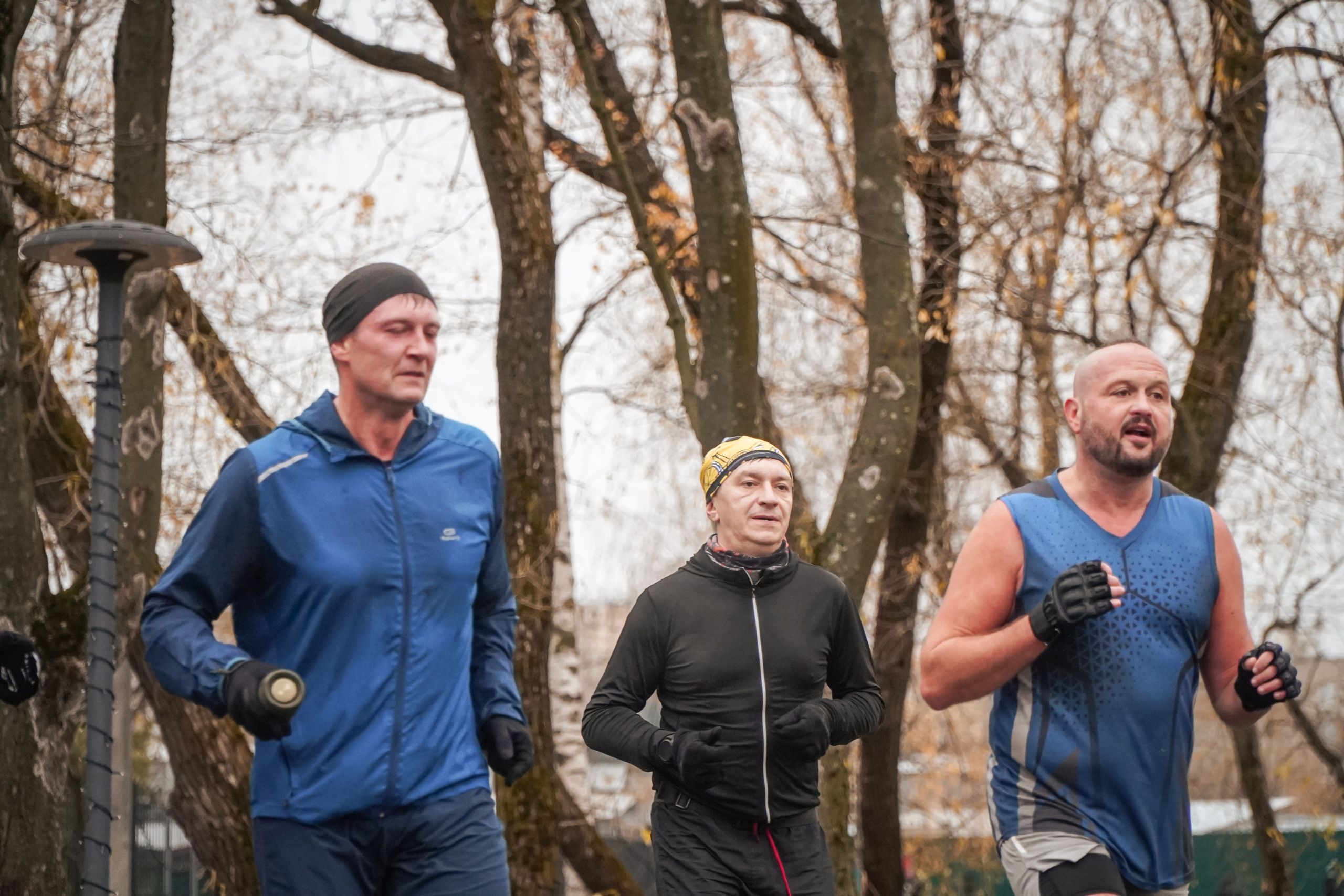5 вёрст Реутов 16.11.2024. Роман Капилюшов. Бег. Фото. Видео. г. Люберцы